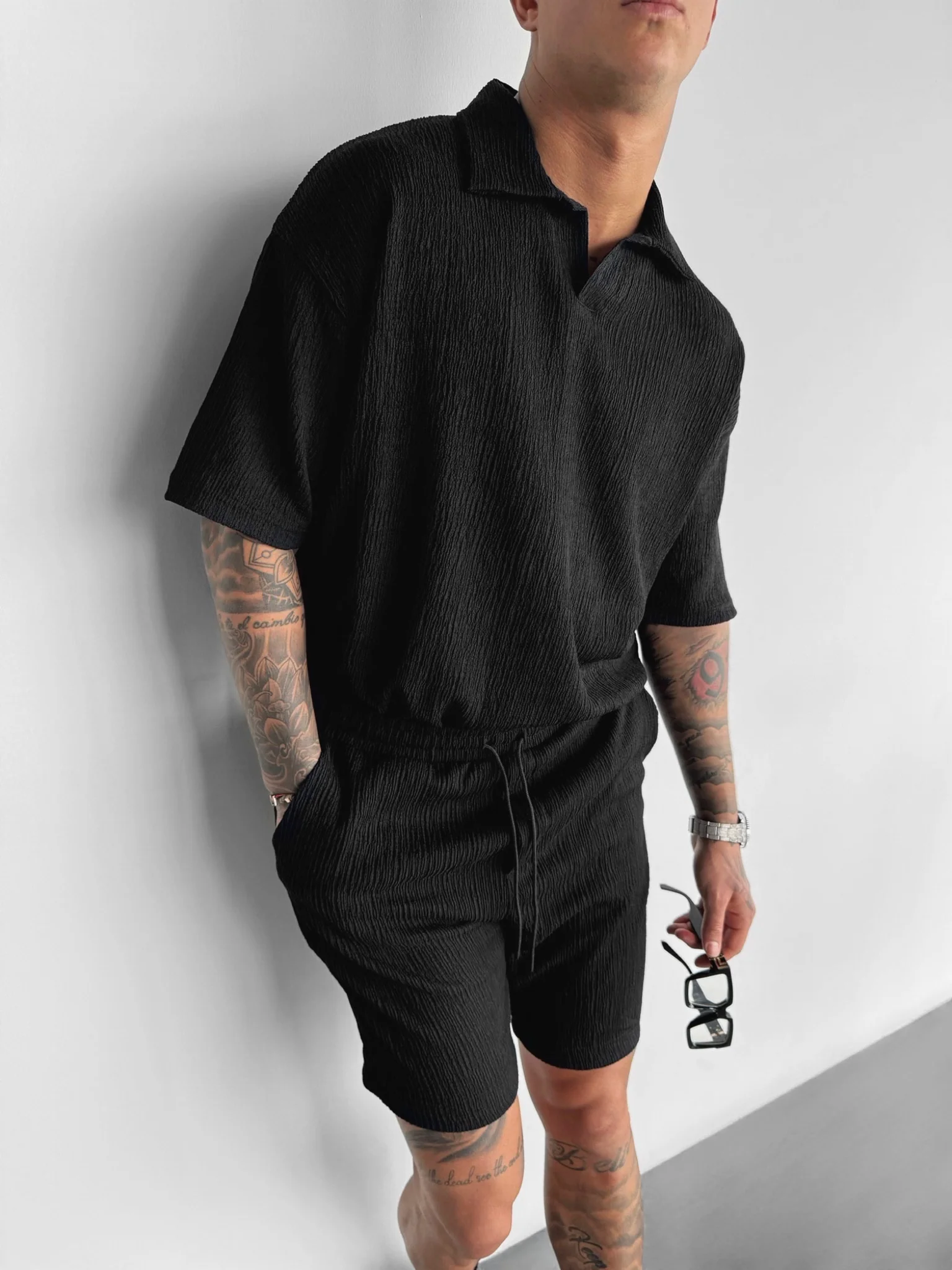 Oversize Crepe Polo T-Shirt - Black - Image 4