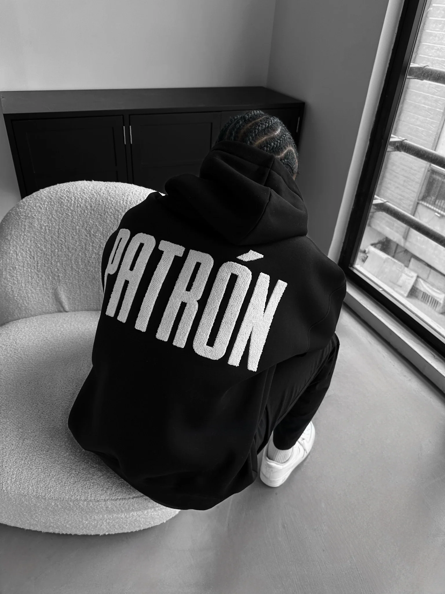 Oversize Detailed Patron Hoodie - Black and White - Image 5