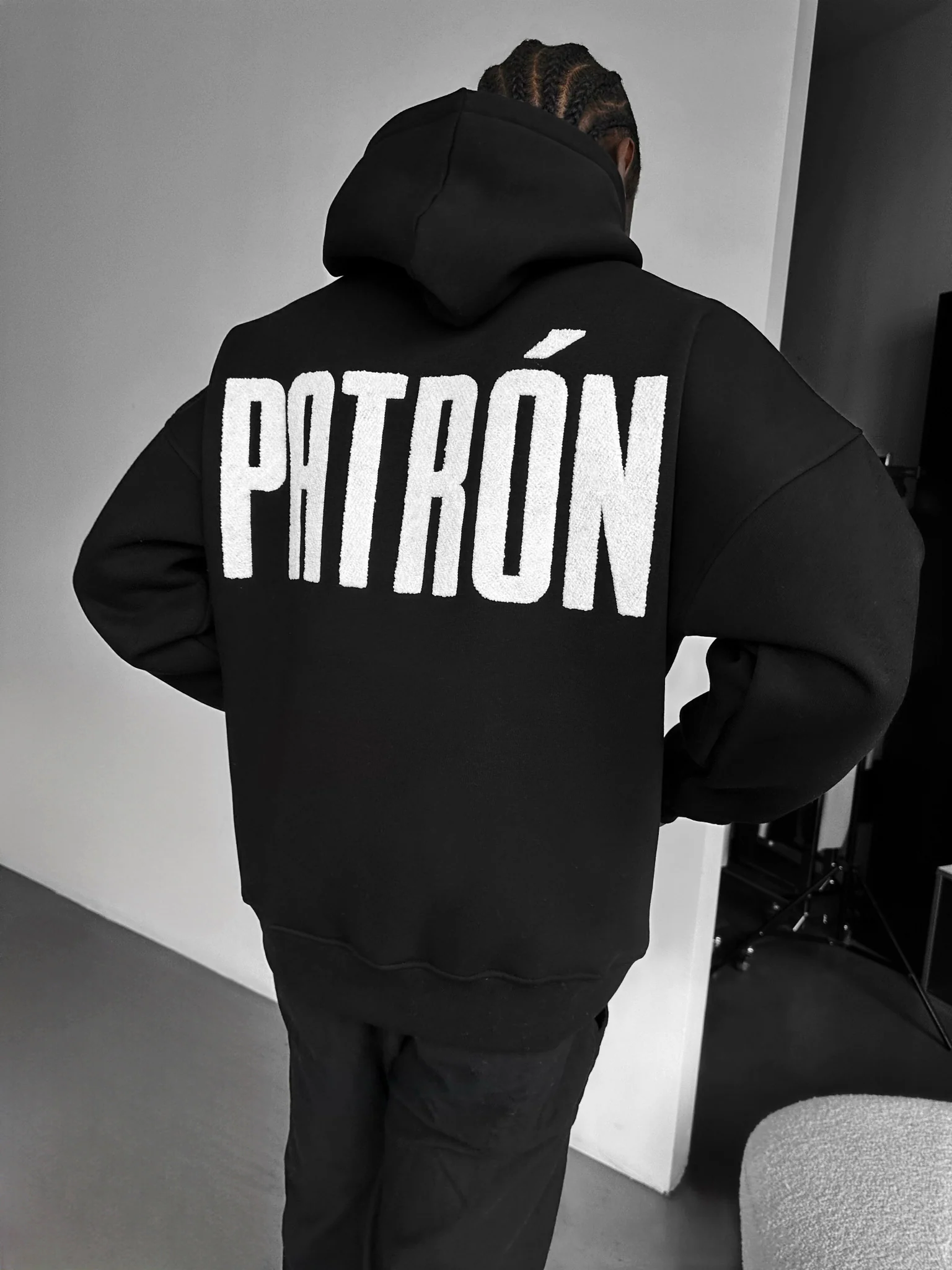 Oversize Detailed Patron Hoodie - Black and White - Image 6