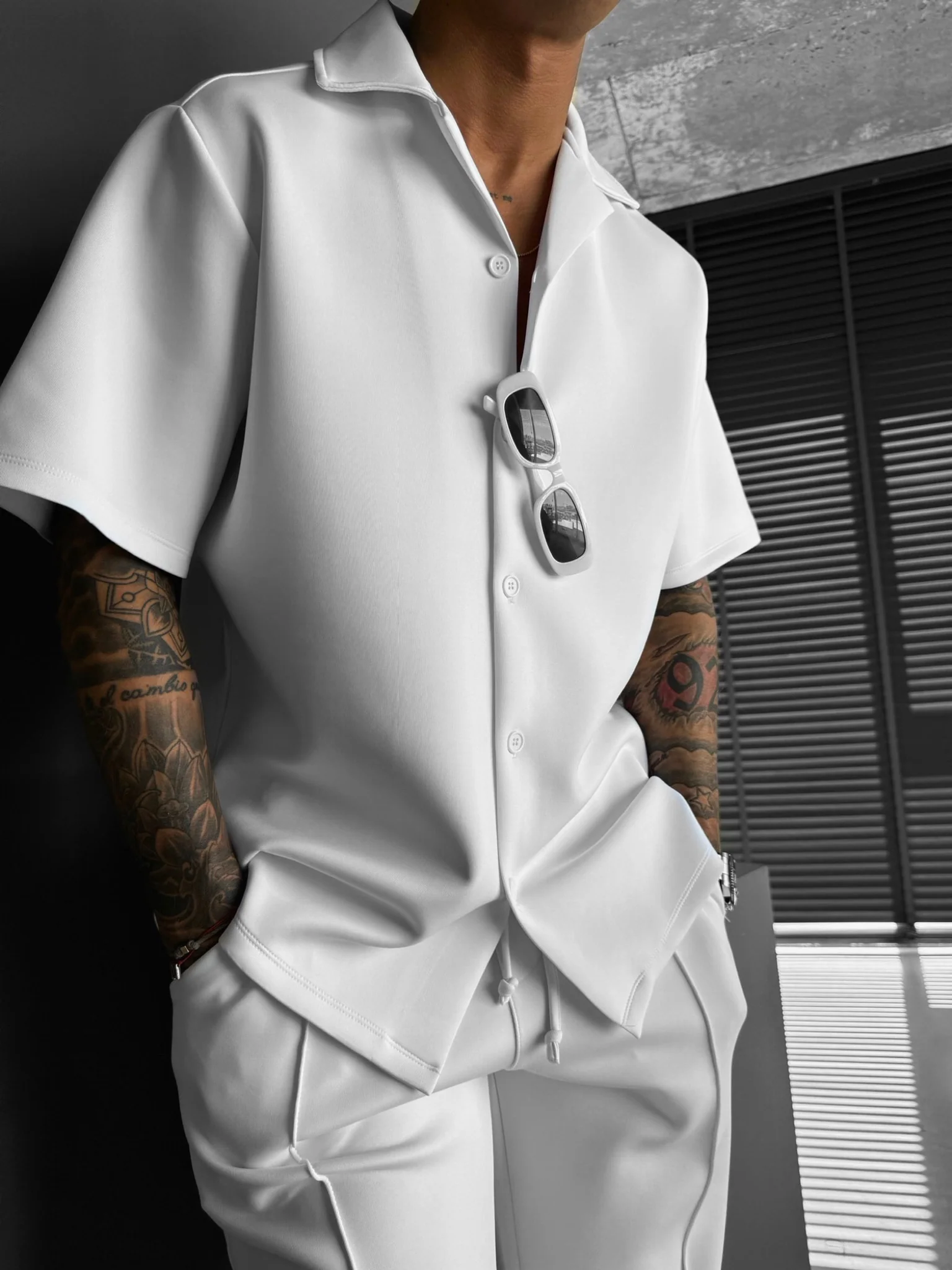 Oversize Diver Shirt - White - Image 2