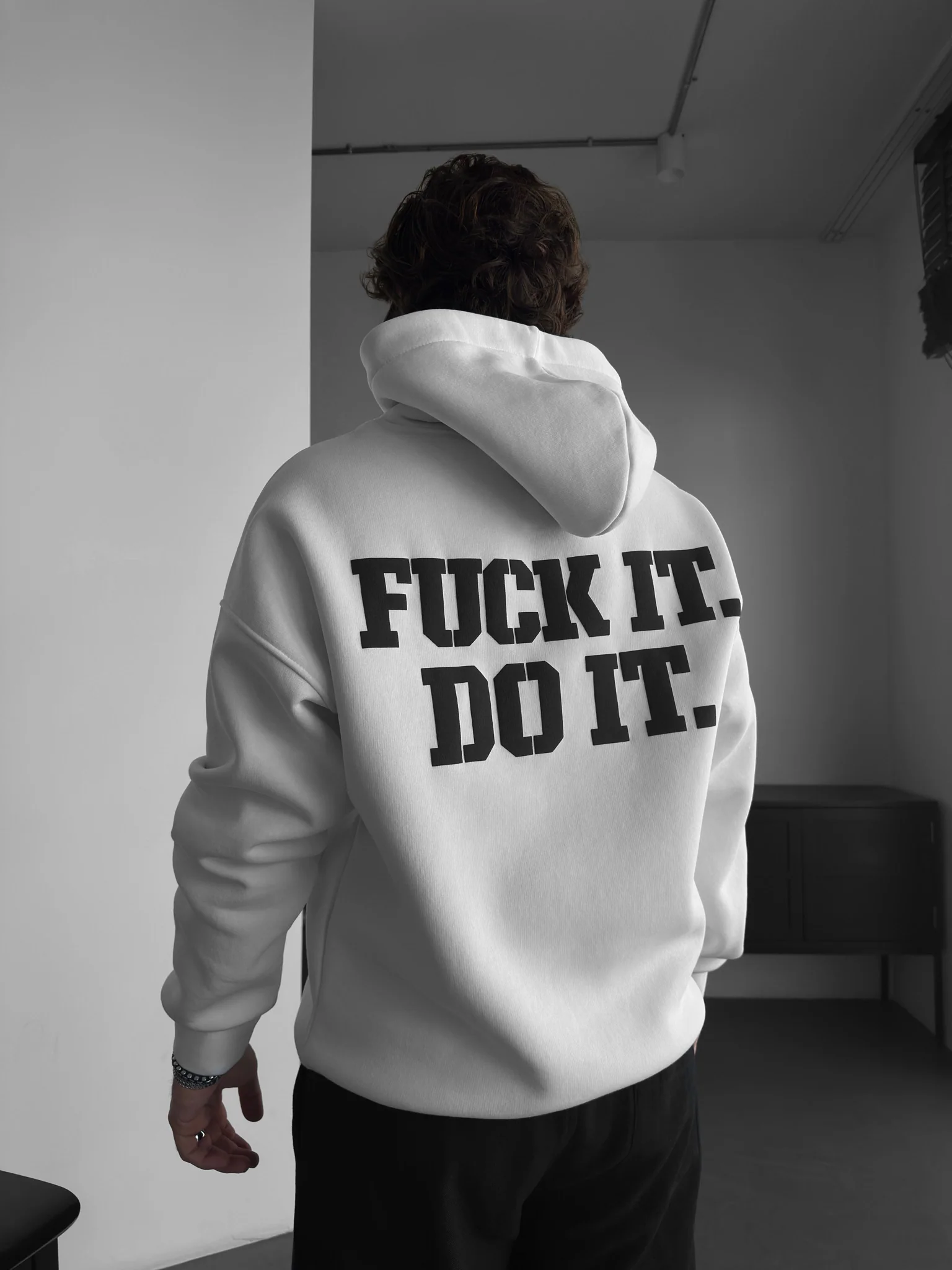 Oversize Do It Hoodie - Ecru - Image 3