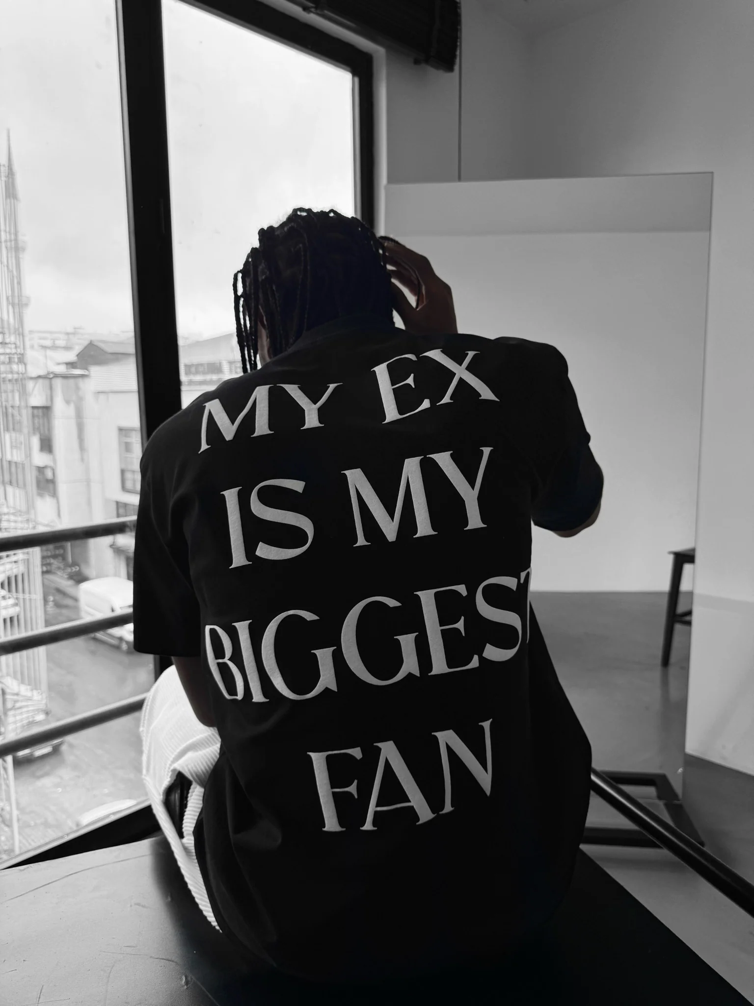Oversize "EX" T-Shirt - Black - Image 4