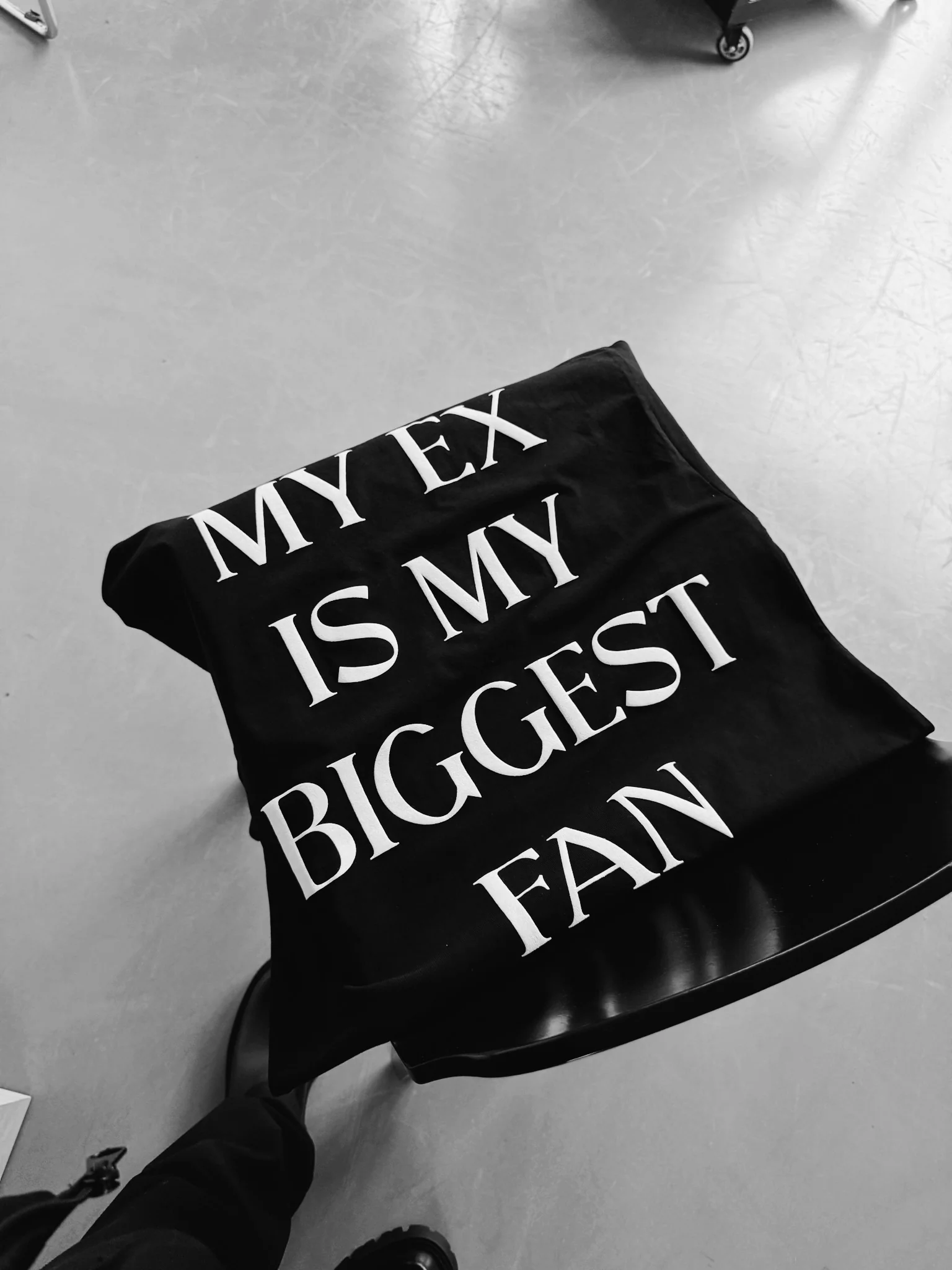 Oversize "EX" T-Shirt - Black - Image 6