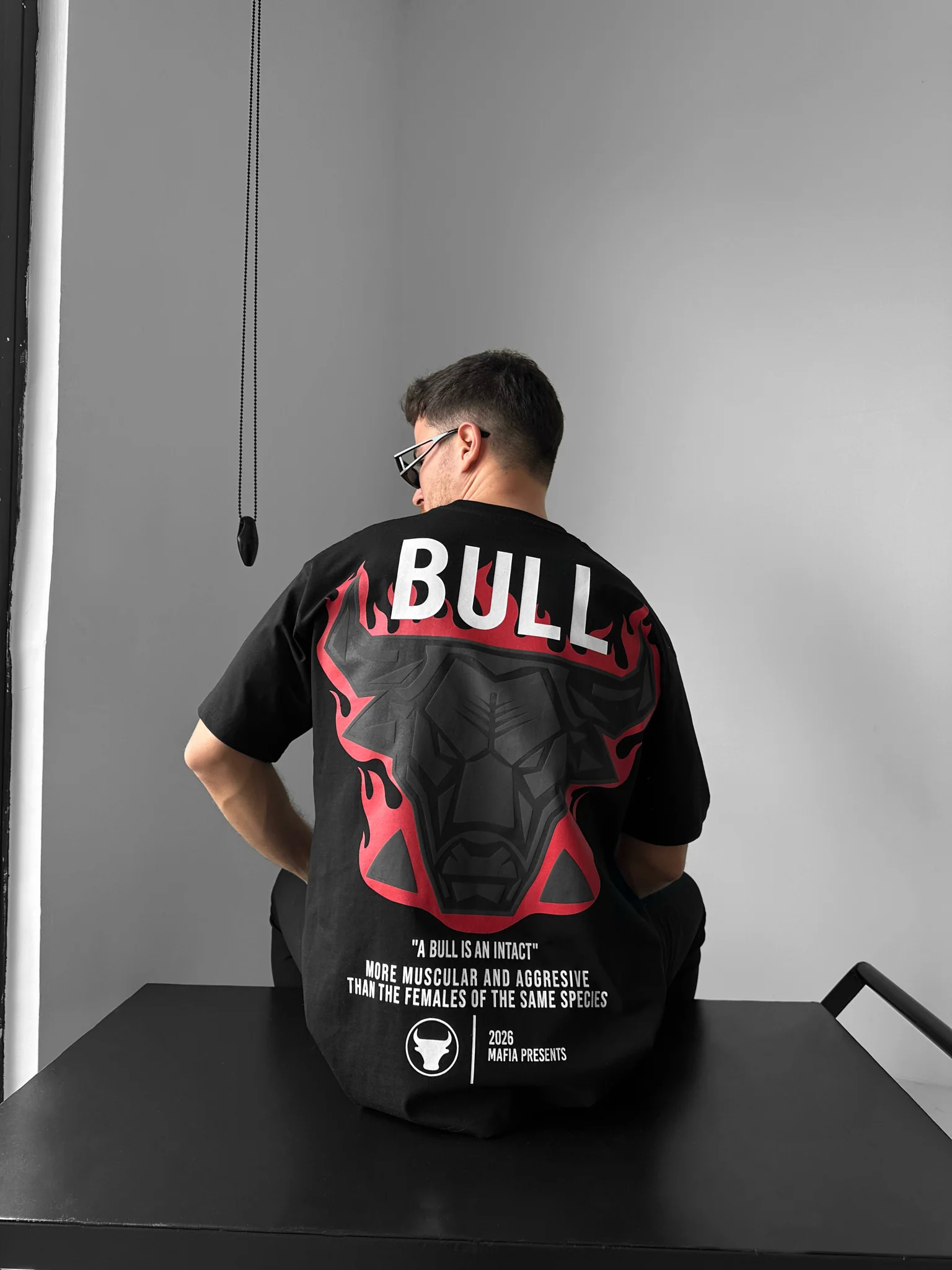 Oversize Fired Bull T-shirt - Black - Image 2