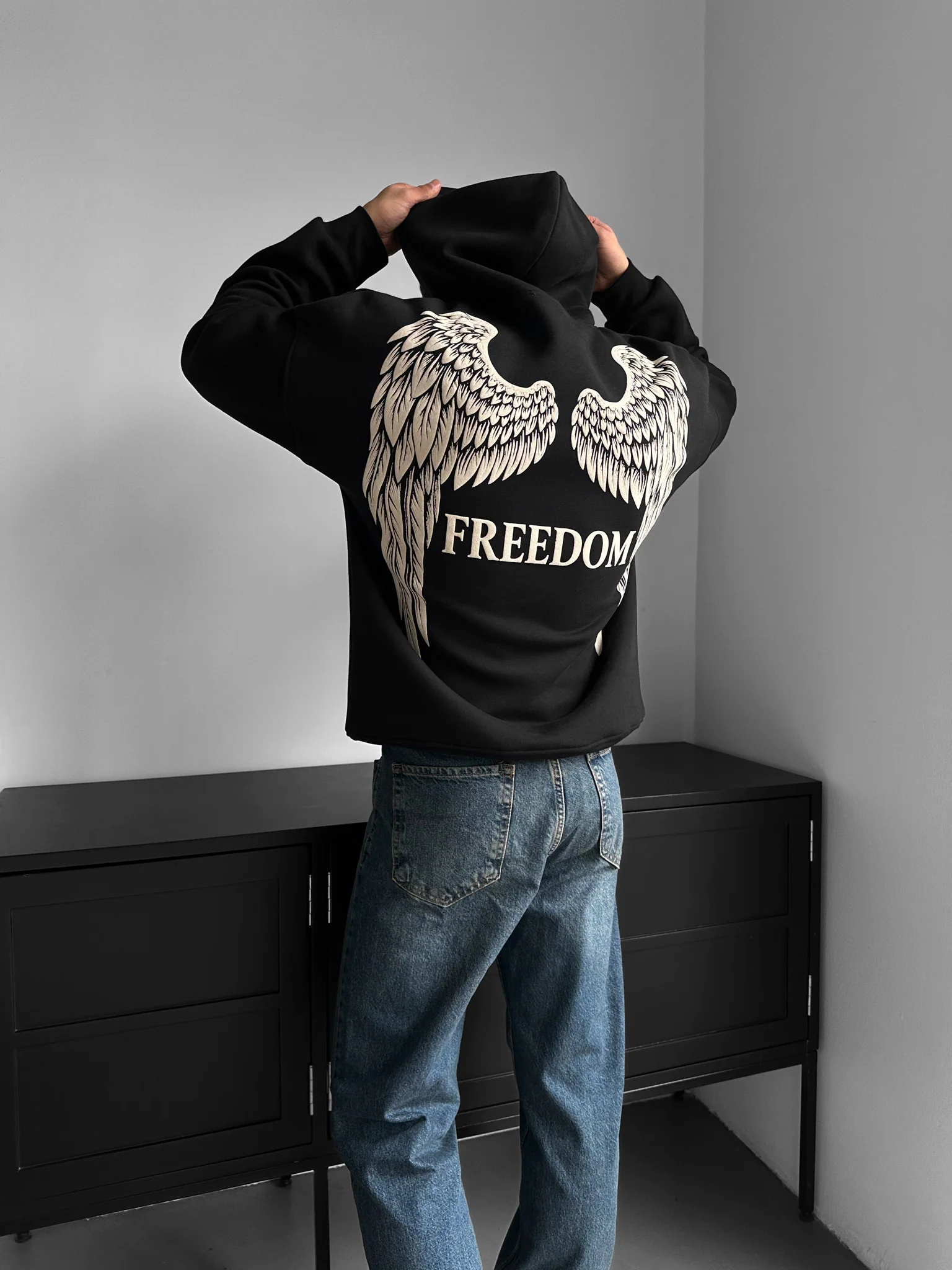 Oversize Freedom Hoodie - Black - Image 2