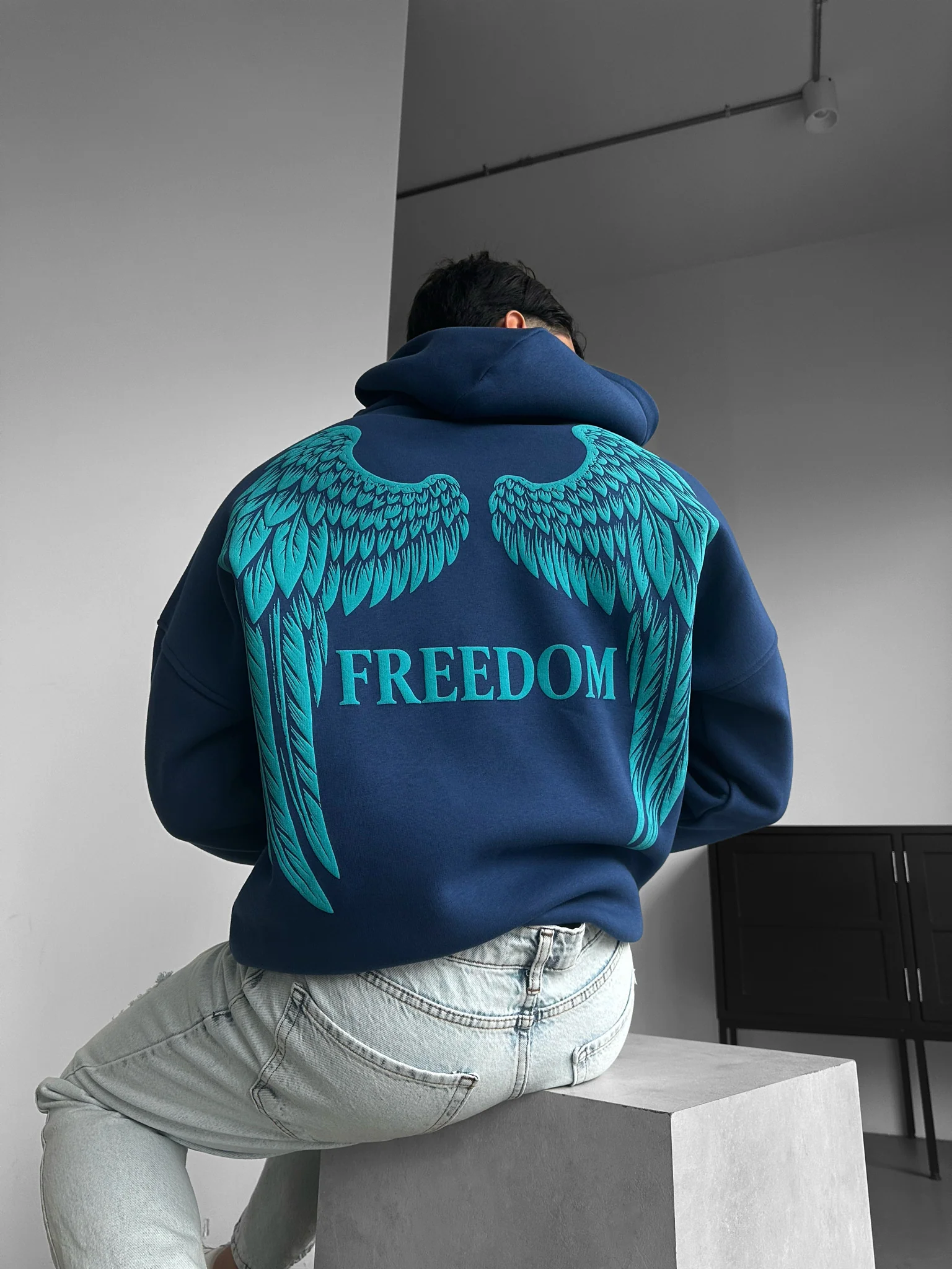 Oversize Freedom Hoodie - Navy Peony - Image 2