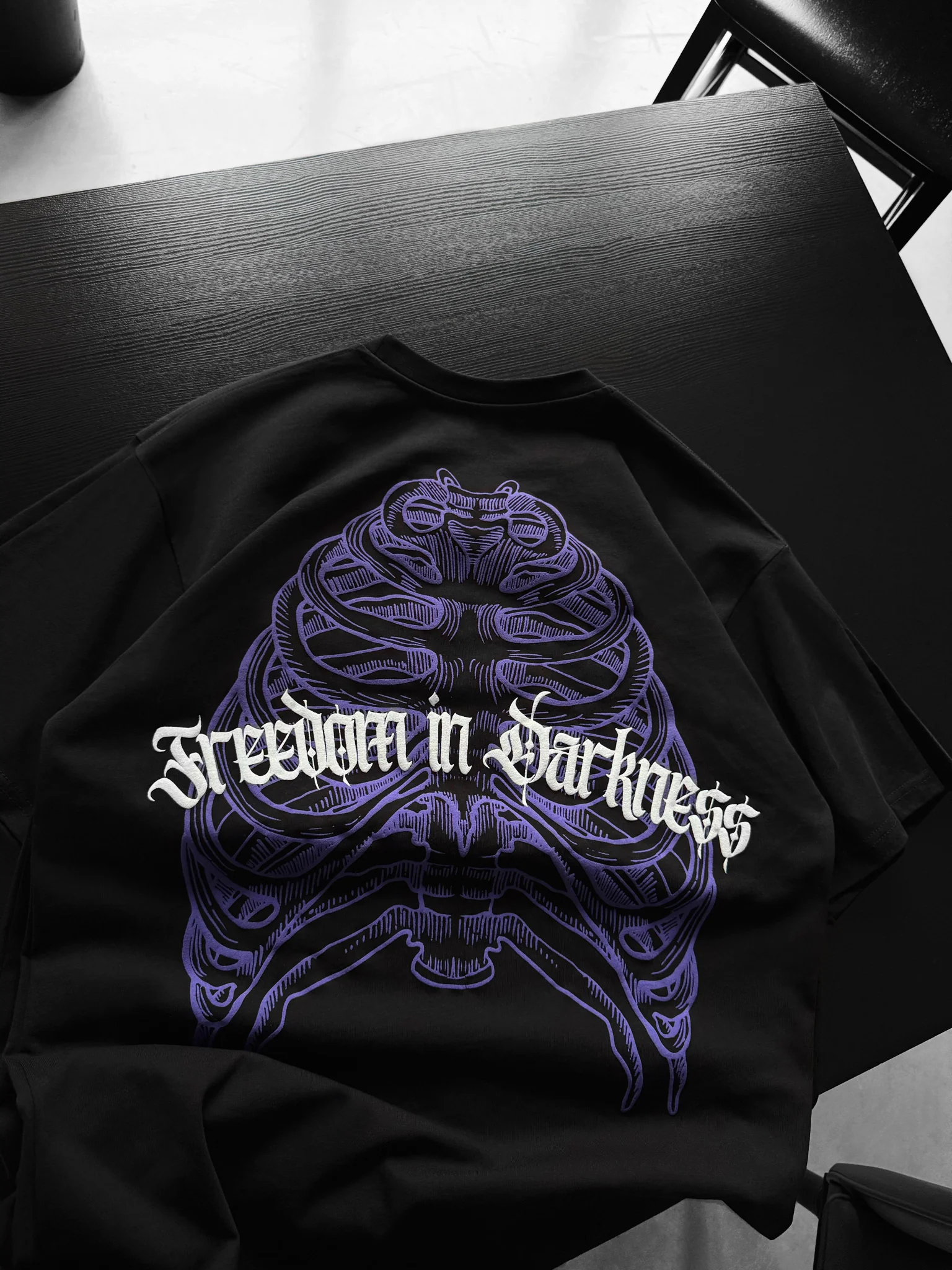 Oversize 'Freedom in Darkness' T-Shirt - Black