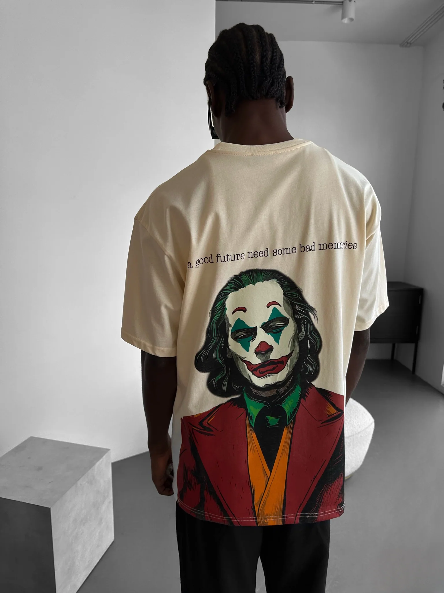 Oversize "Future Memories" T-Shirt - Antique White - Image 2