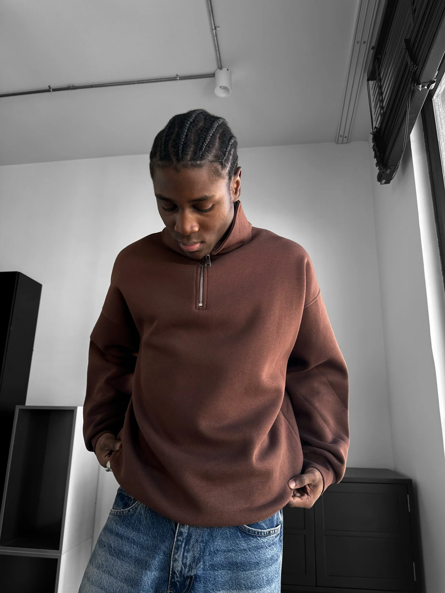Oversize Half-Zip Polo Sweatshirt - Chocolate Brown - Image 4
