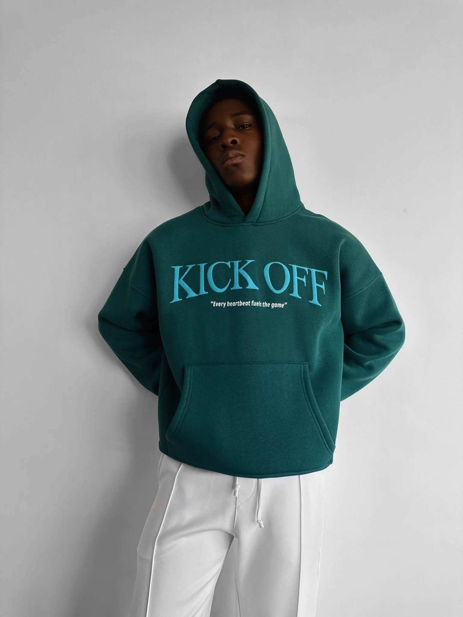 Oversize "KICK OFF" Hoodie - Sea Moss - Image 6