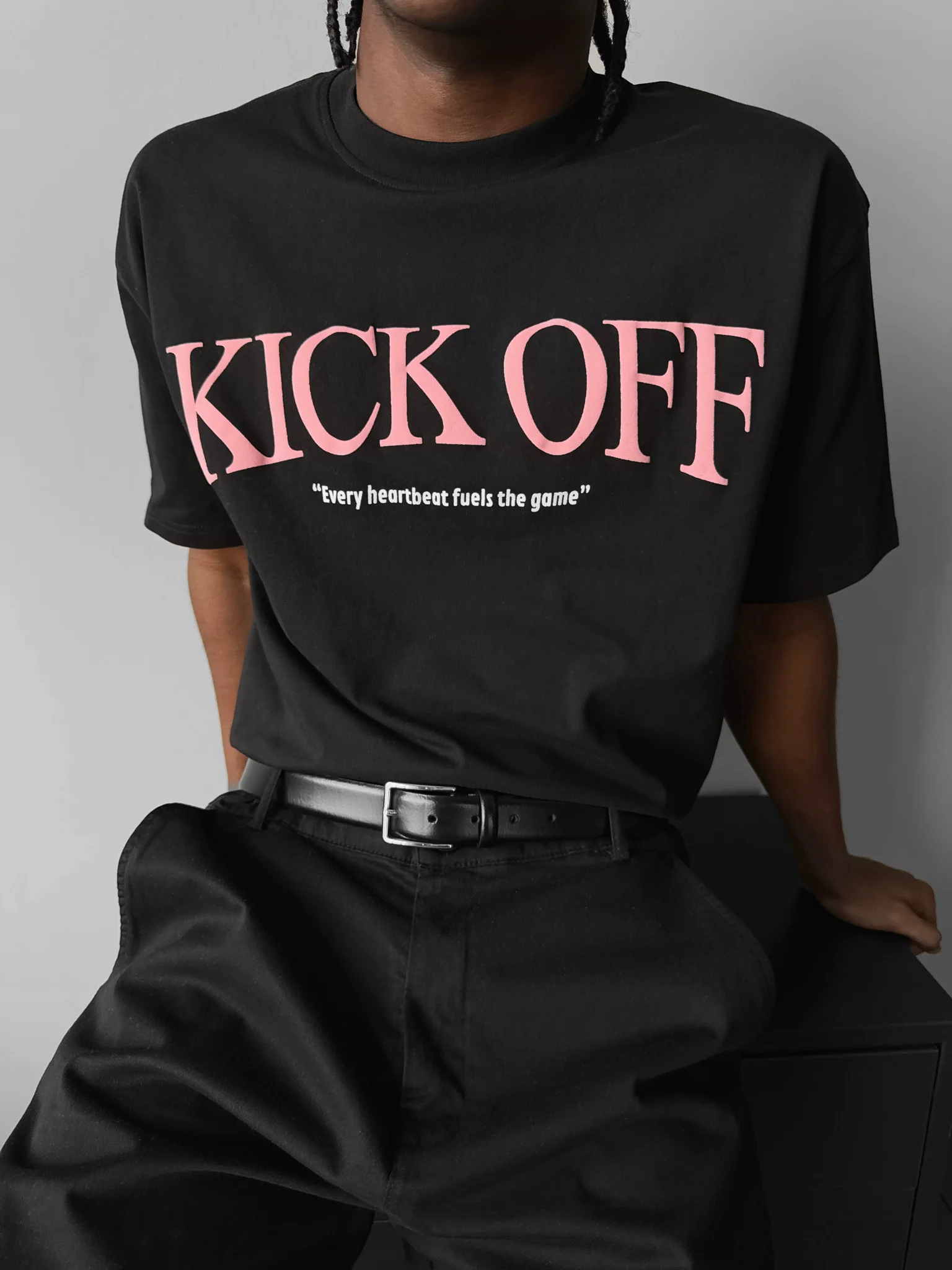 Oversize 'Kick Off‘ T-Shirt - Black - Image 2