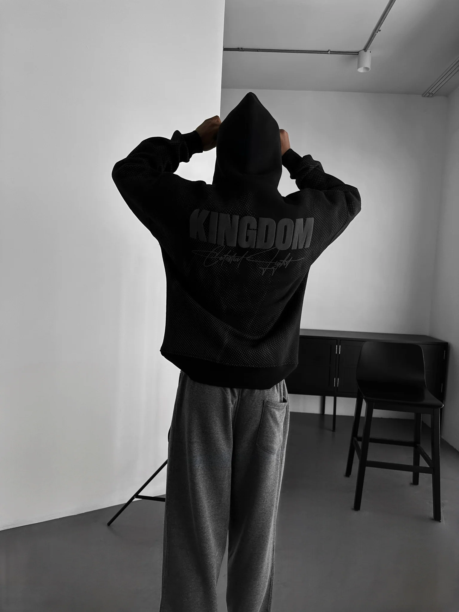 Oversize Kingdom Hoodie - Black and Anthracite - Image 3