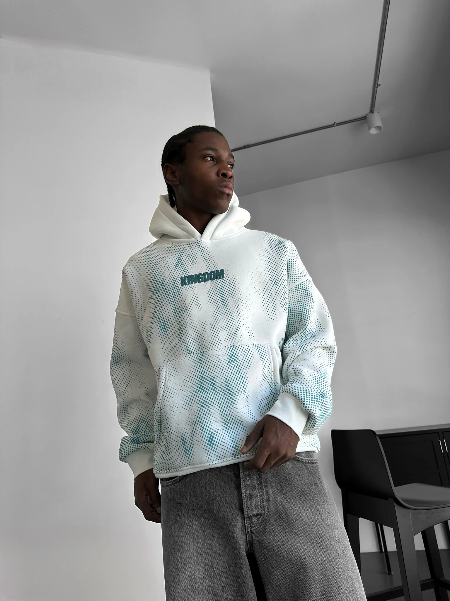 Oversize Kingdom Hoodie - Ecru and Turquoise - Image 4