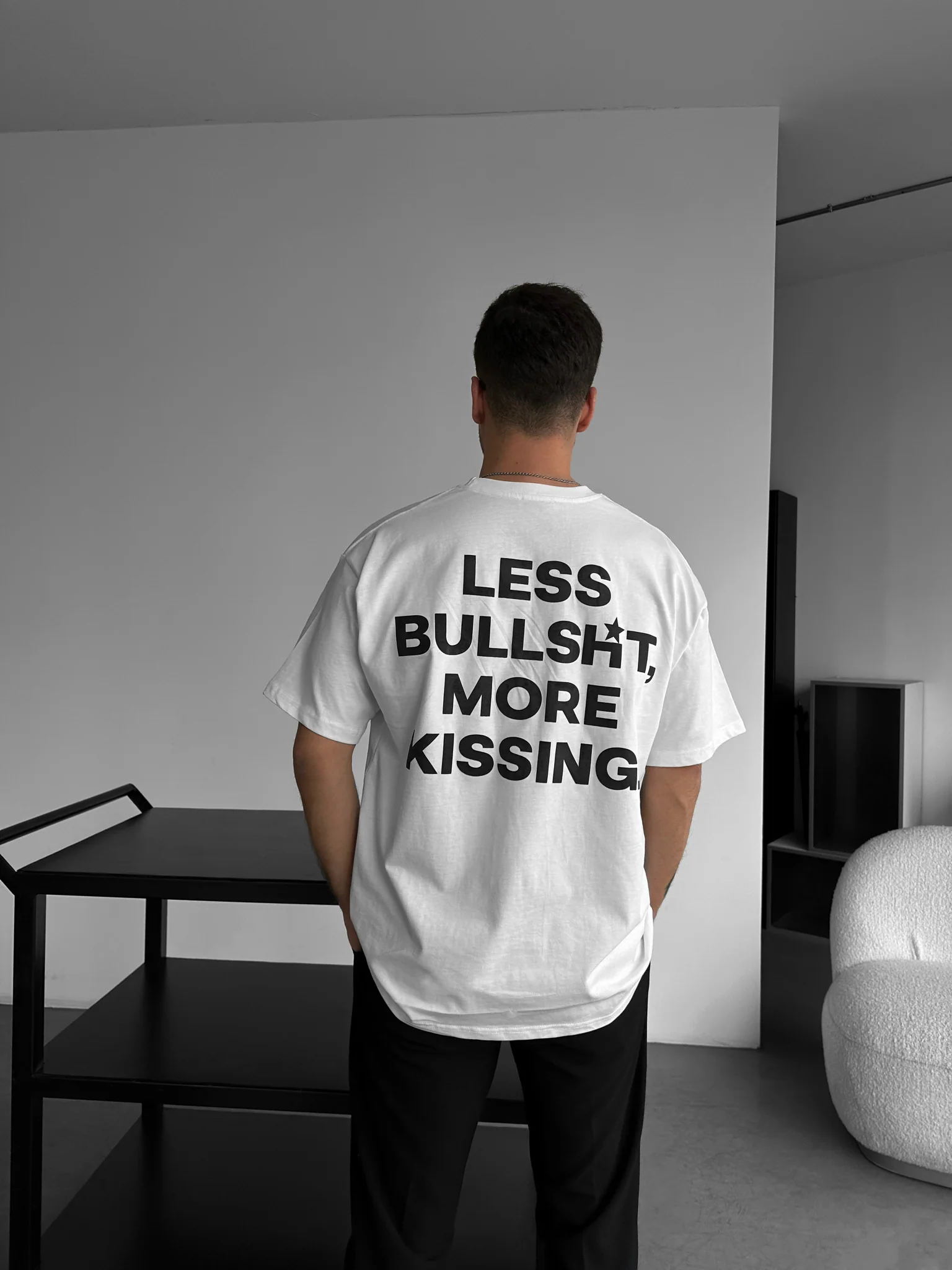 Oversize Kissing T-shirt - Ecru - Image 2