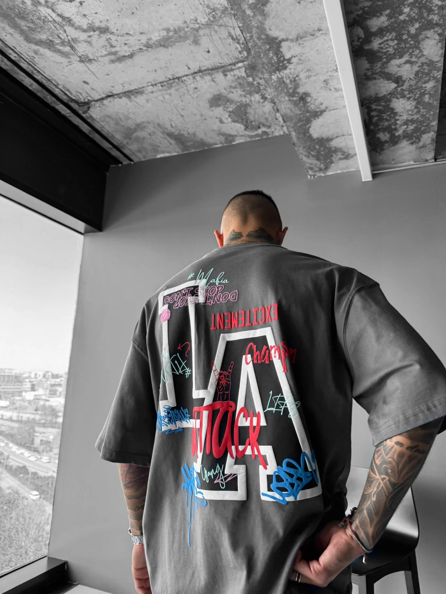 Oversize L.A T-shirt - Anthracite - Image 2