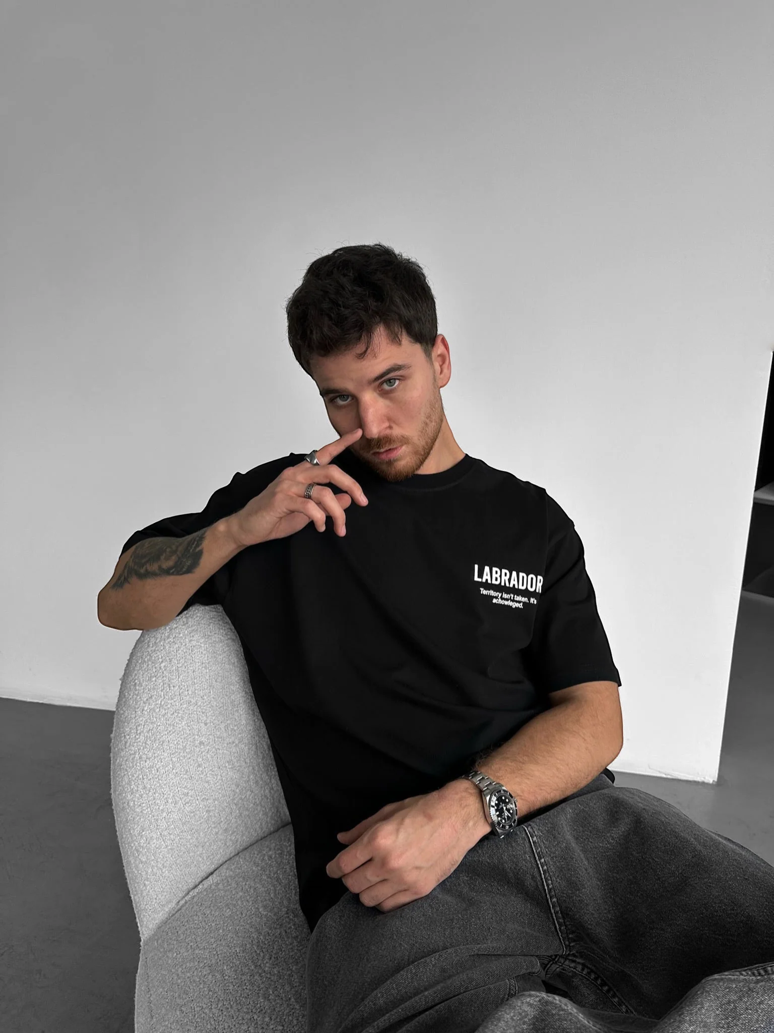 Oversize Labrador T-shirt - Black - Image 5