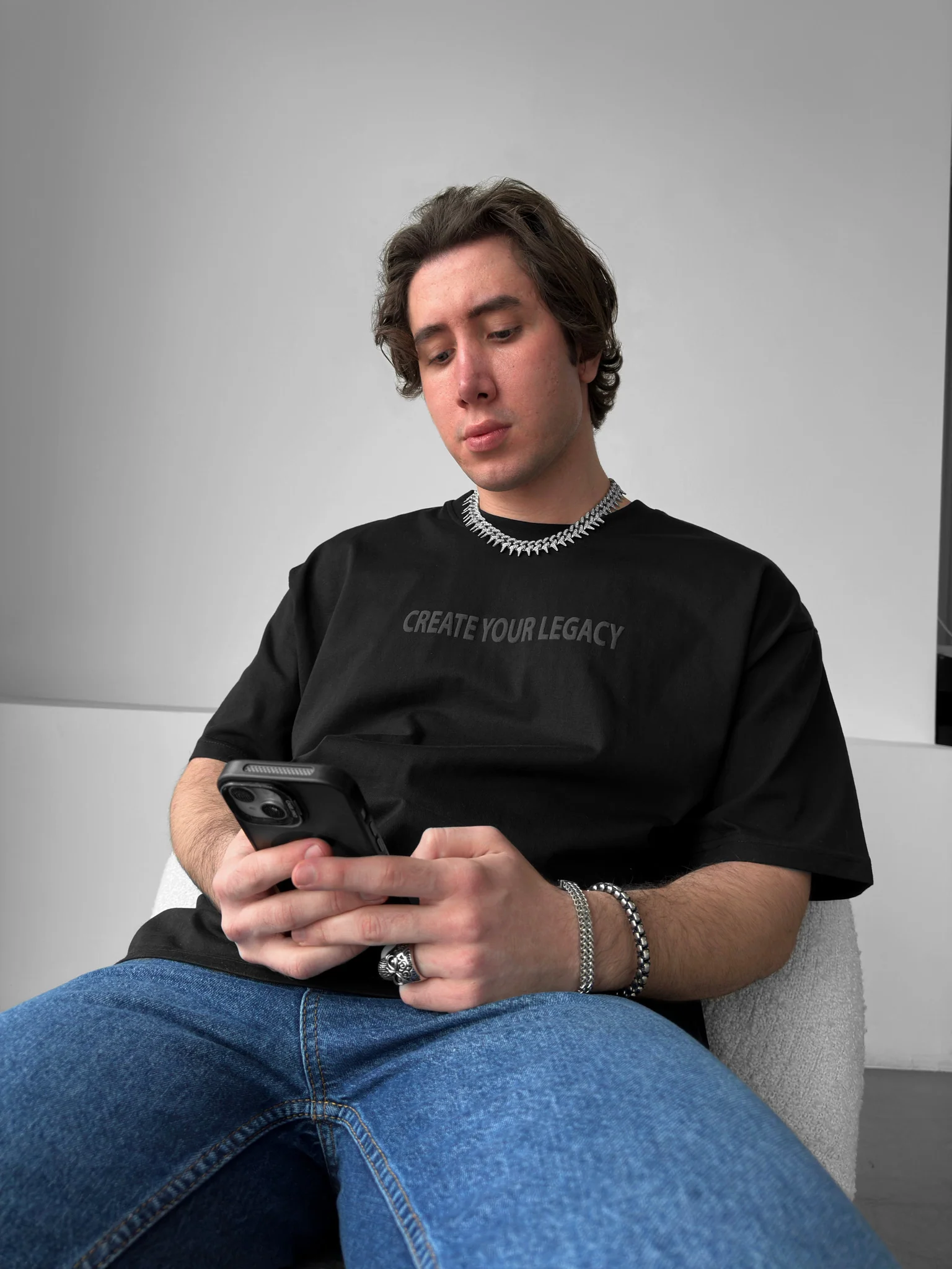 Oversize Legacy T-shirt - Black - Image 3