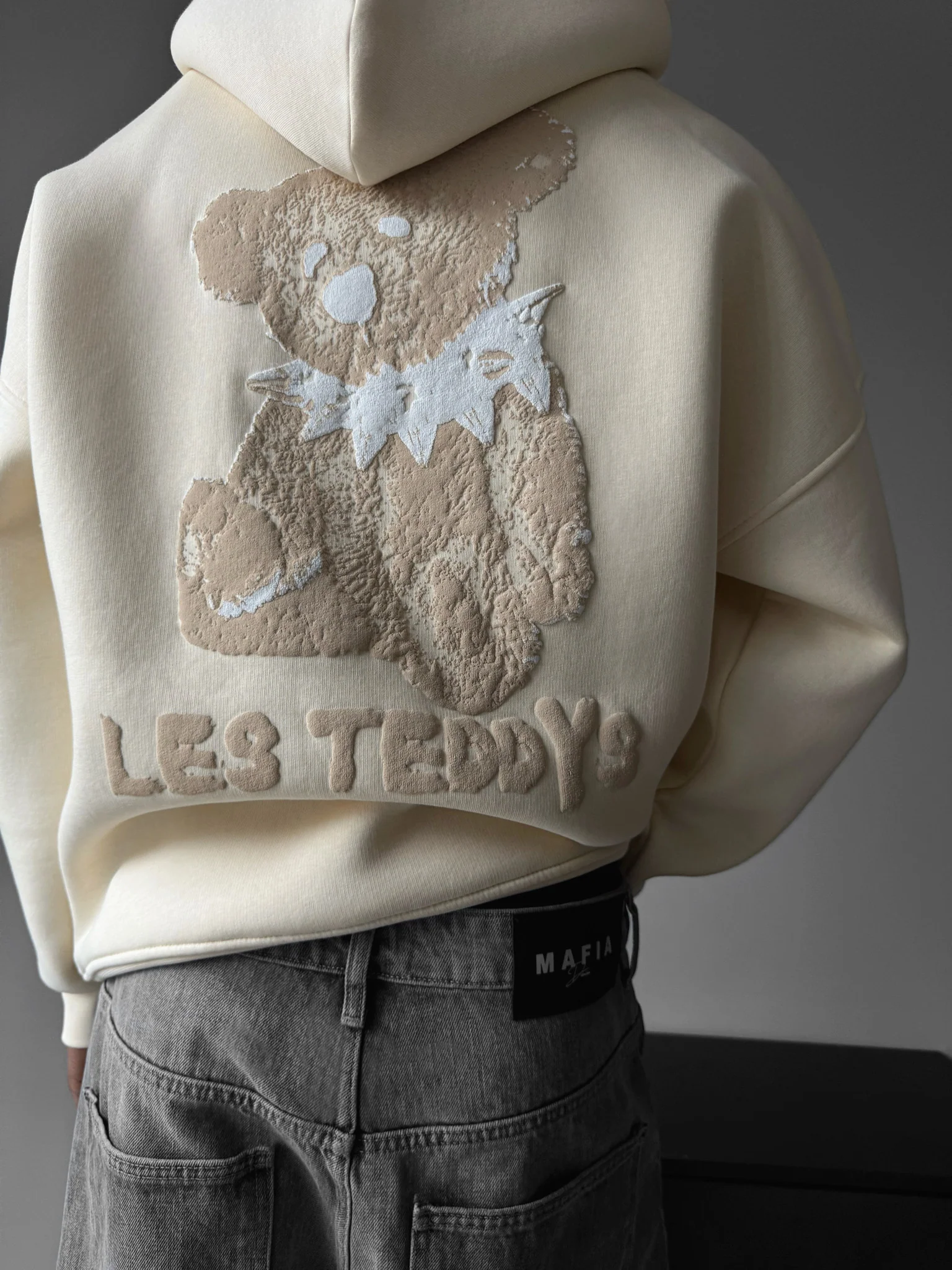 Oversize 'Les Teddys' Hoodie - Antique White - Image 2