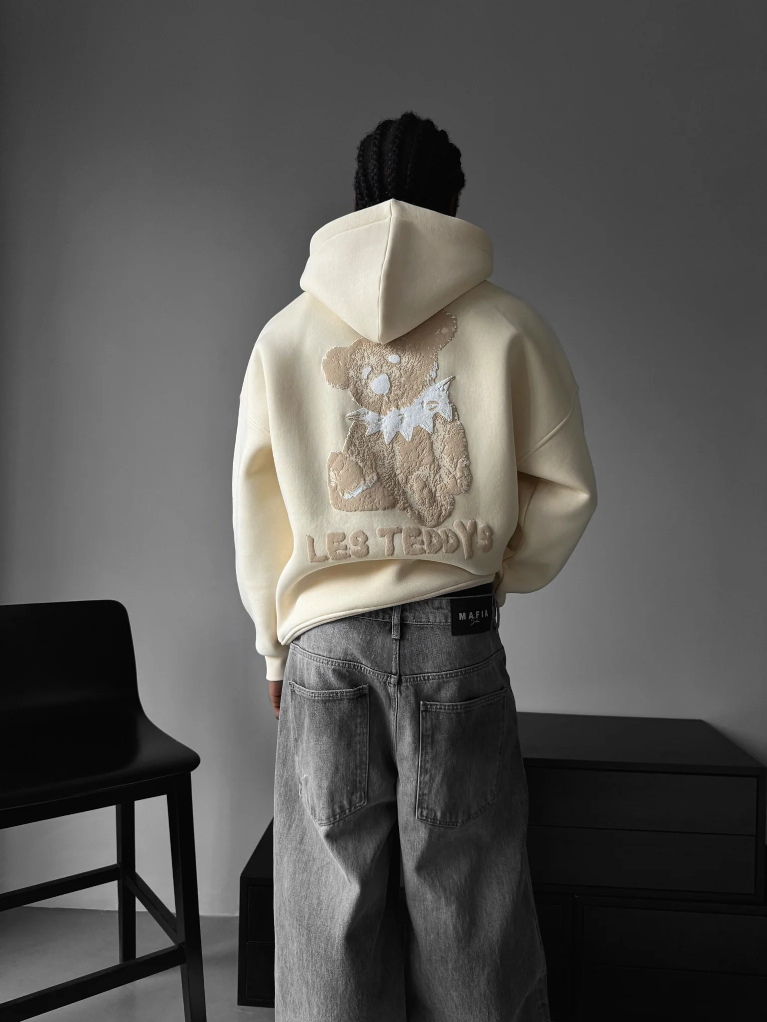 Oversize 'Les Teddys' Hoodie - Antique White - Image 4
