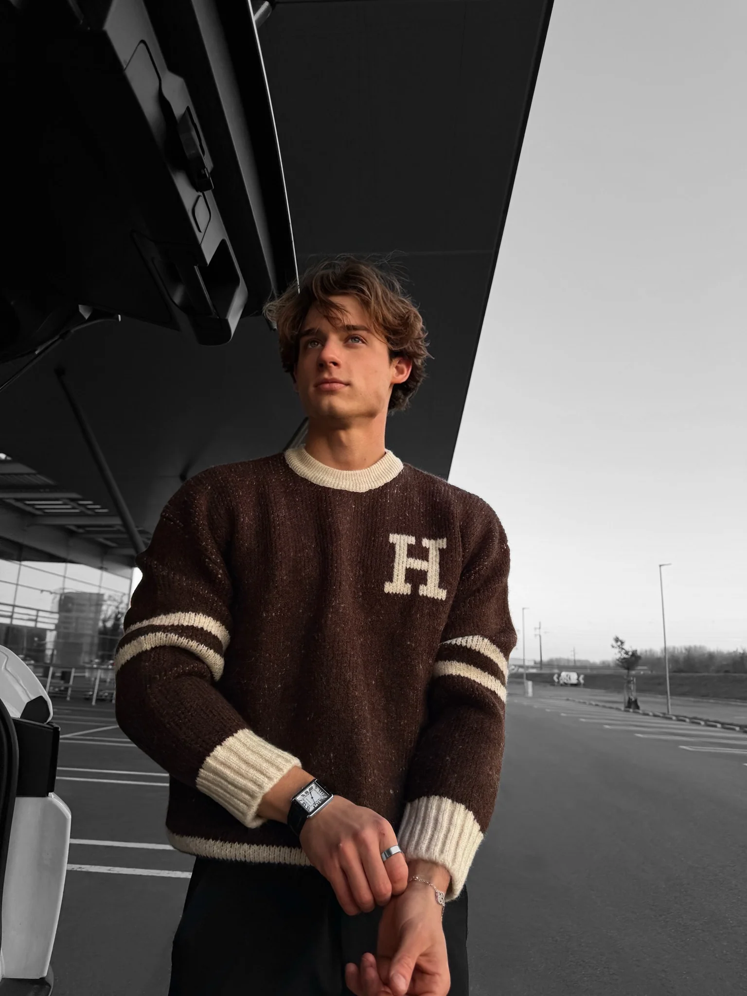 Oversize Knit Letter Sweater - Brown - Image 3