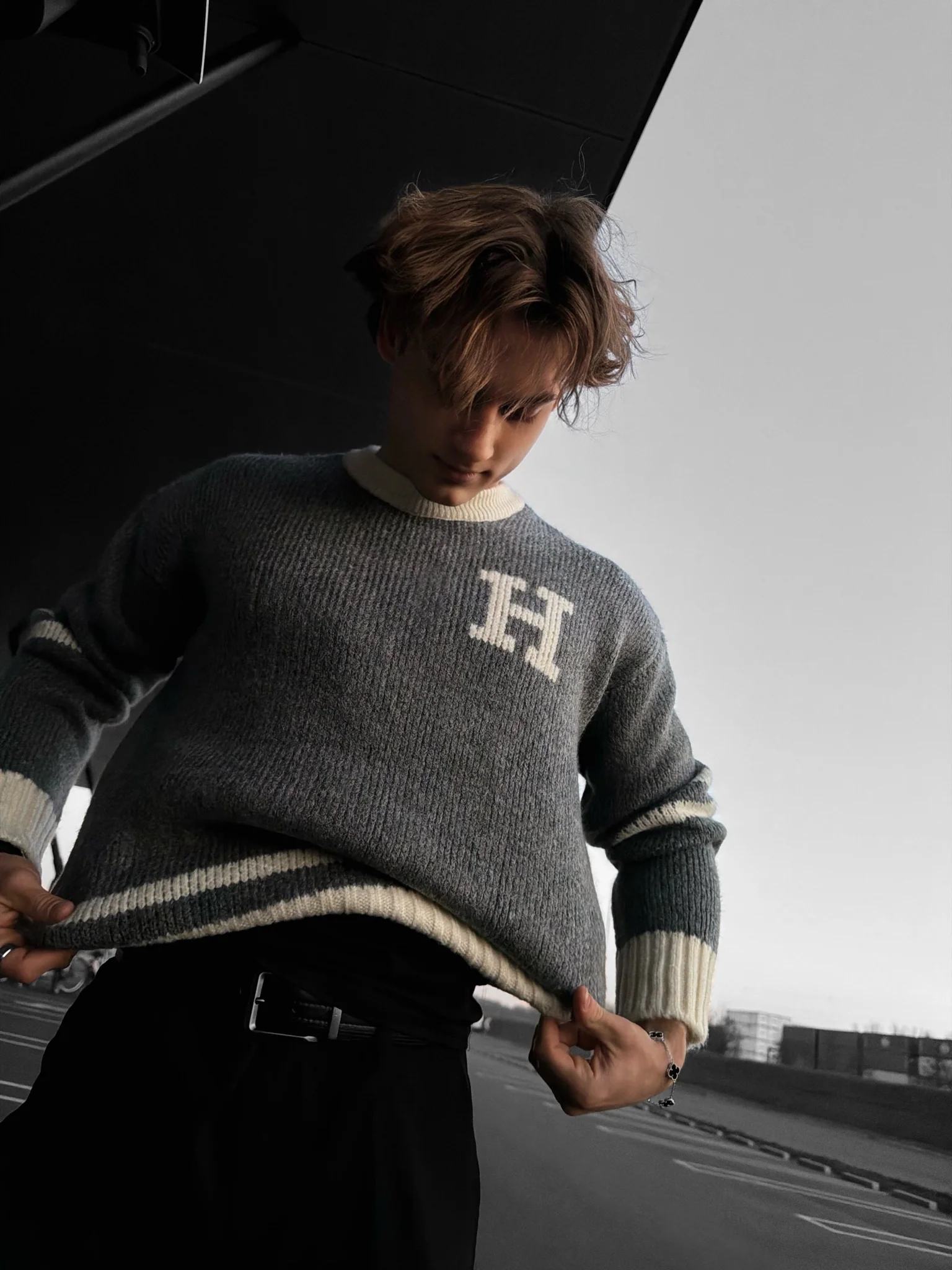 Oversize Knit Letter Sweater - Ecru - Image 4