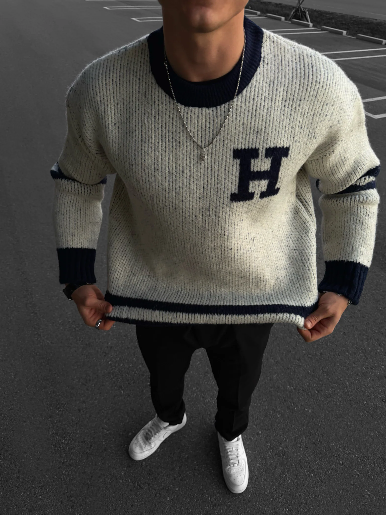 Oversize Knit Letter Sweater - Navy Blue - Image 8