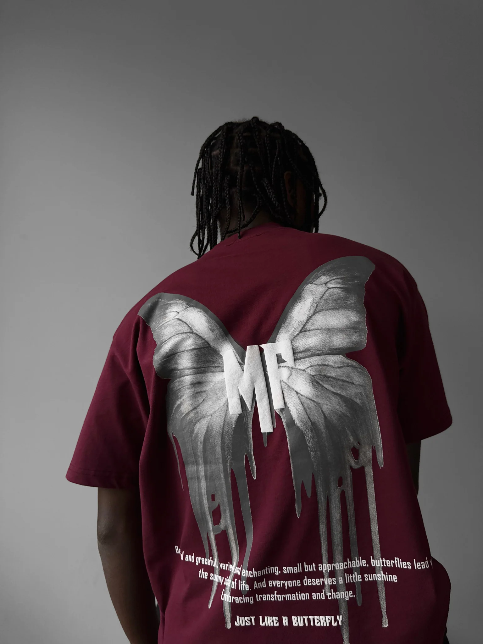 Oversize 'Like a Butterfly' T-Shirt - Port Royale - Image 7