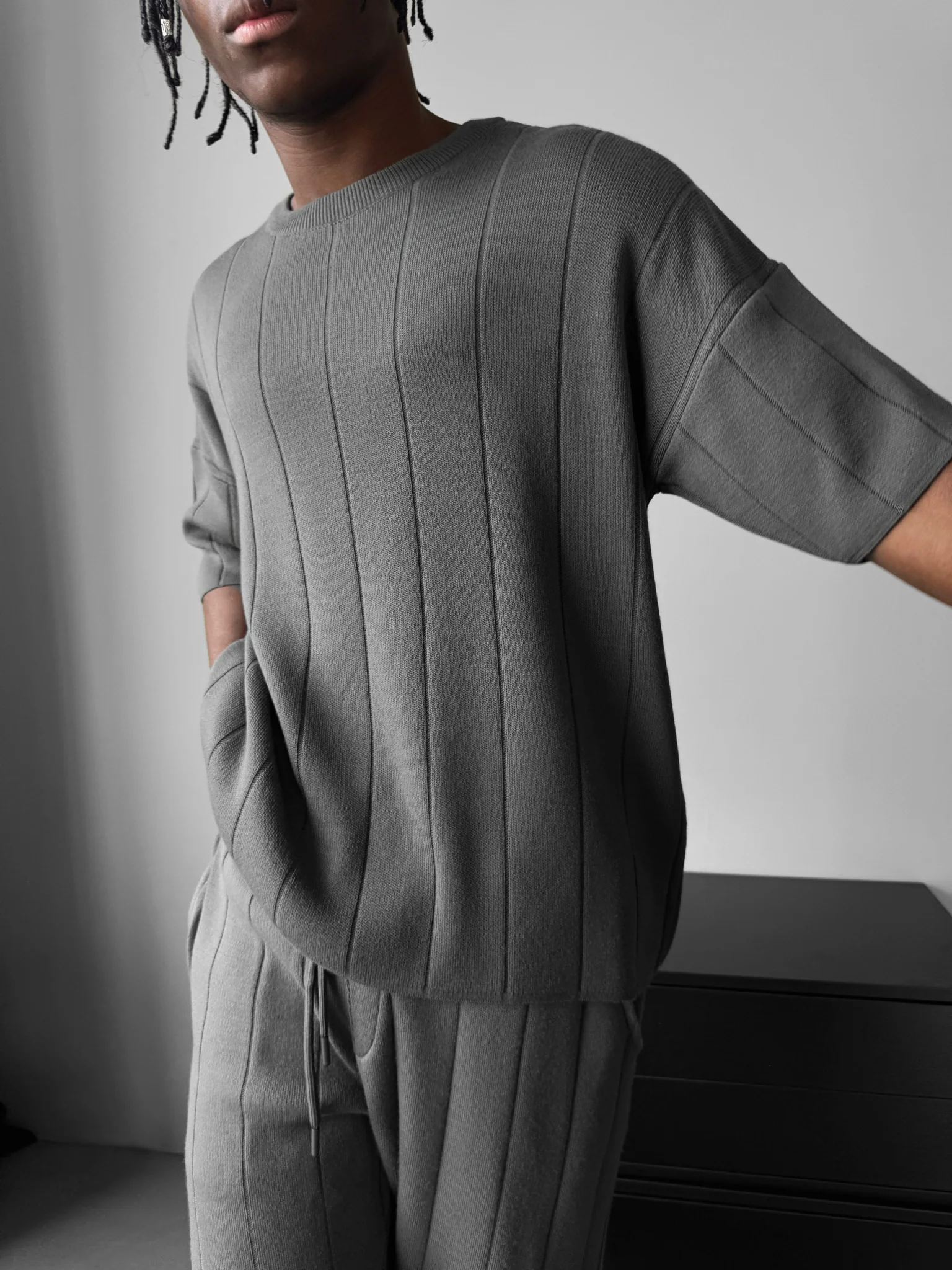 Oversize Line Knit T-Shirt - Anthracite - Image 2