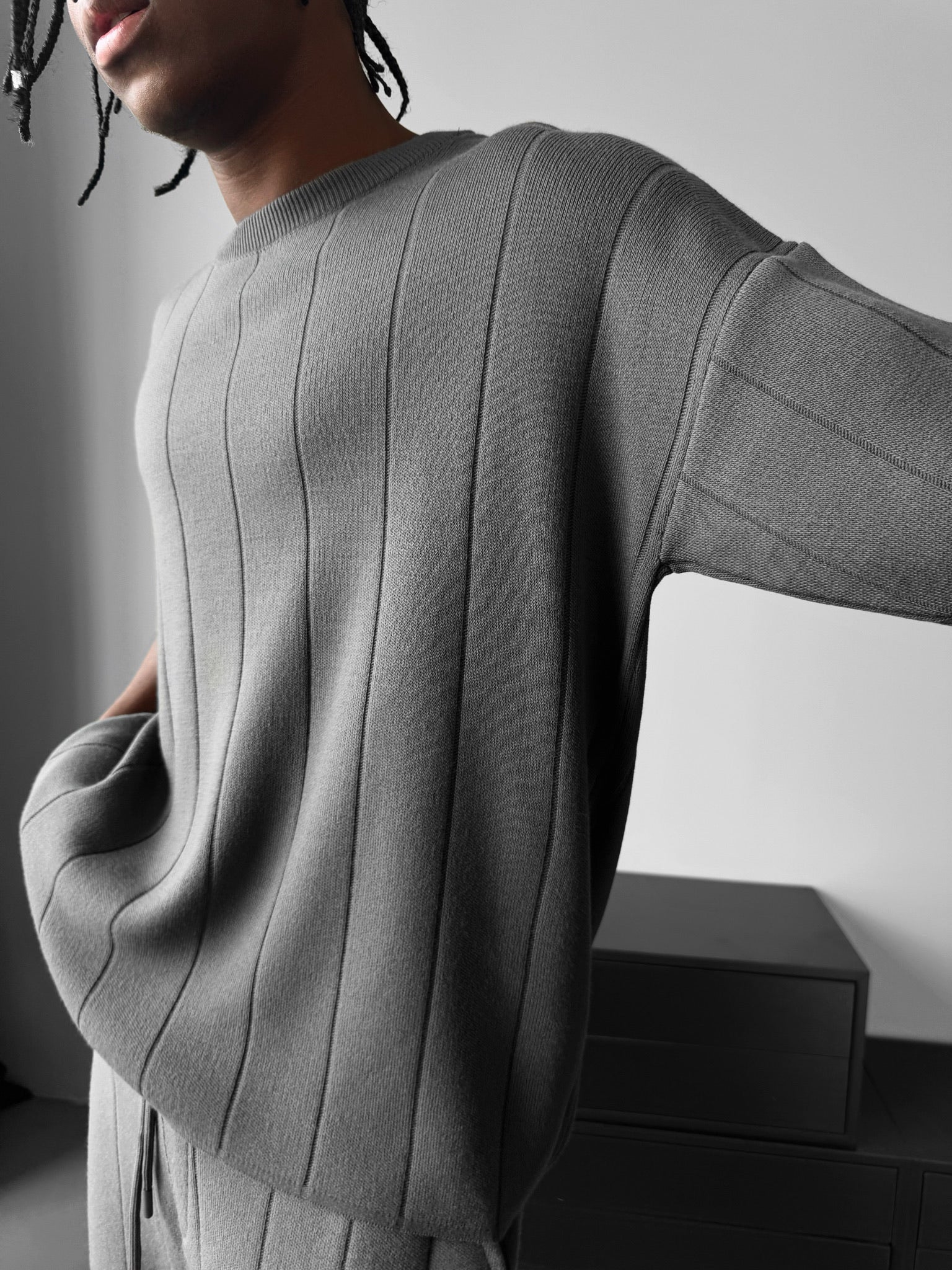Oversize Line Knit T-Shirt - Anthracite - Image 3