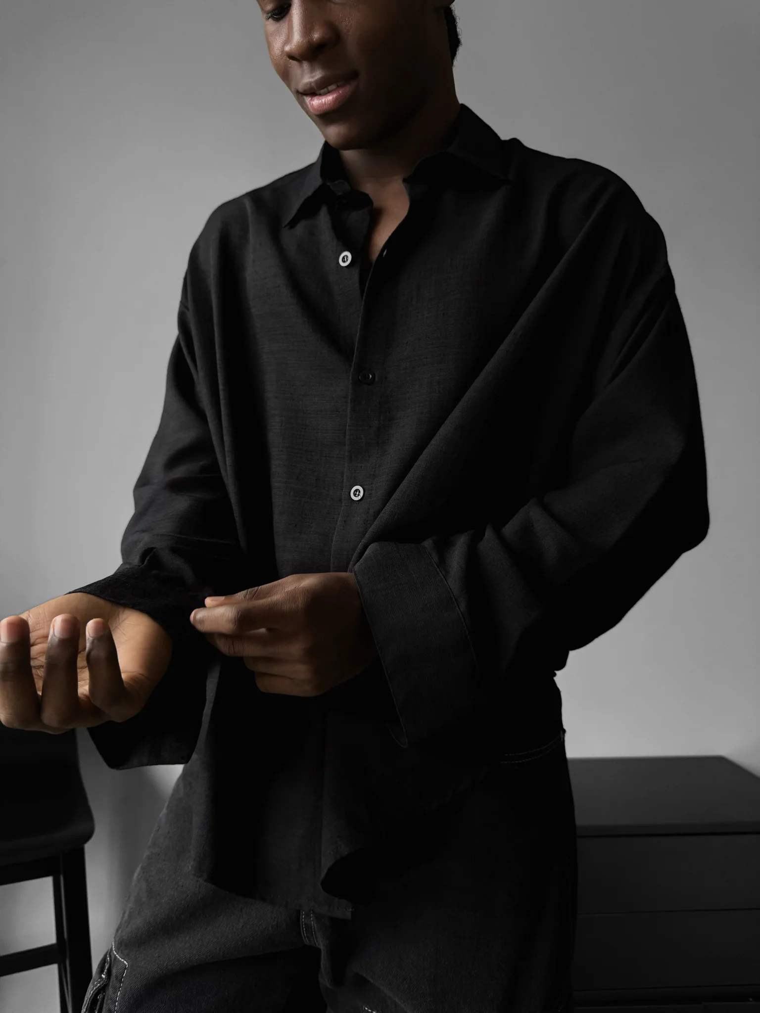 Oversize Linen Look Shirt - Black - Image 2