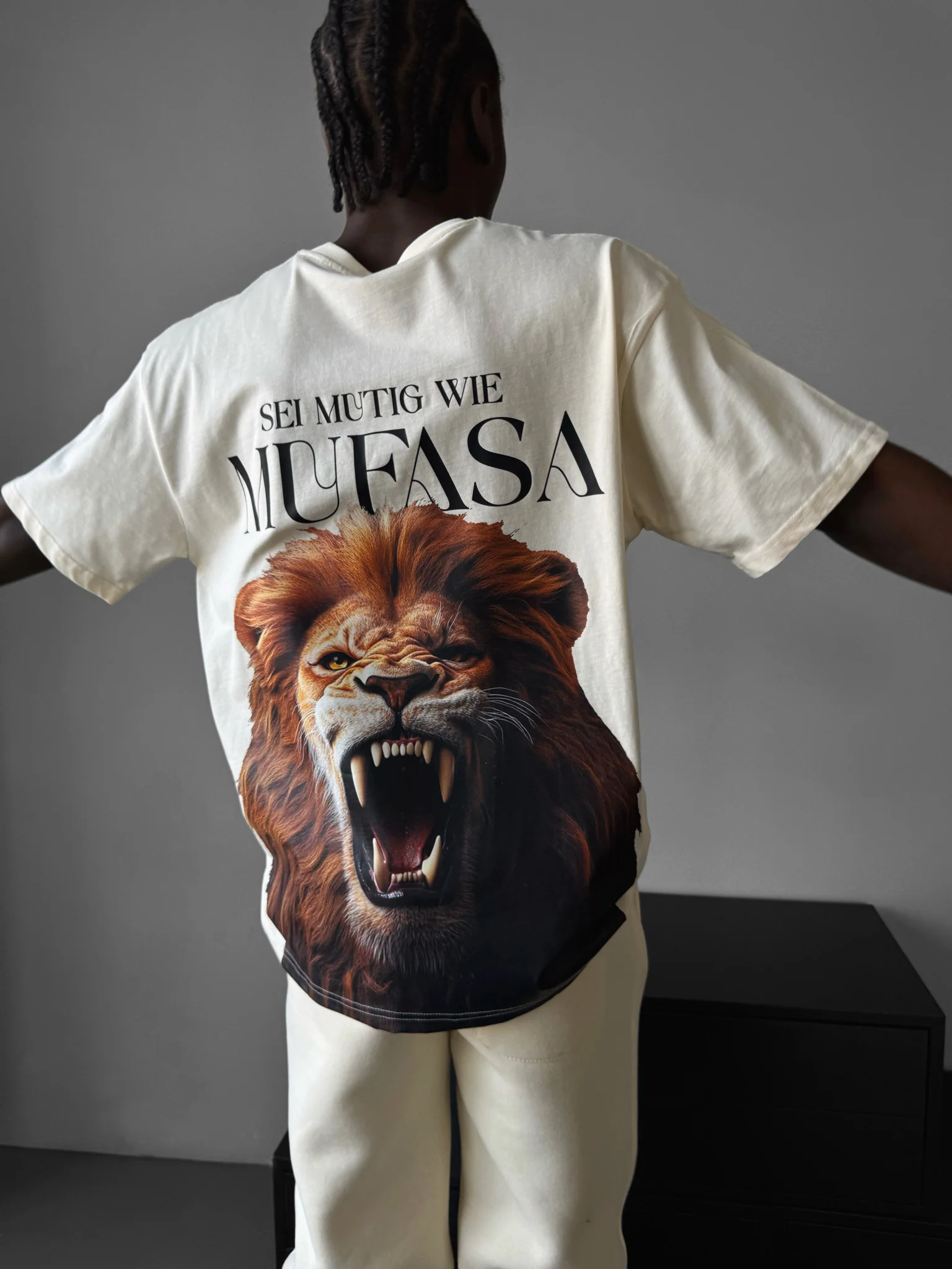 Oversize Lion T-Shirt - Antique White - Image 2