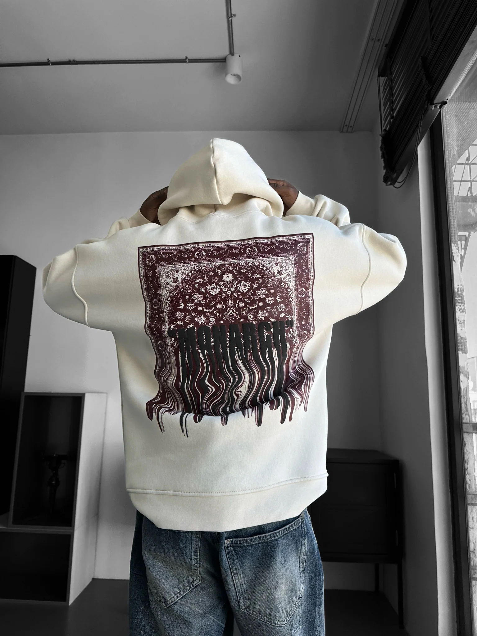 Oversize Monarch Hoodie - Beige and Bordeaux - Image 2