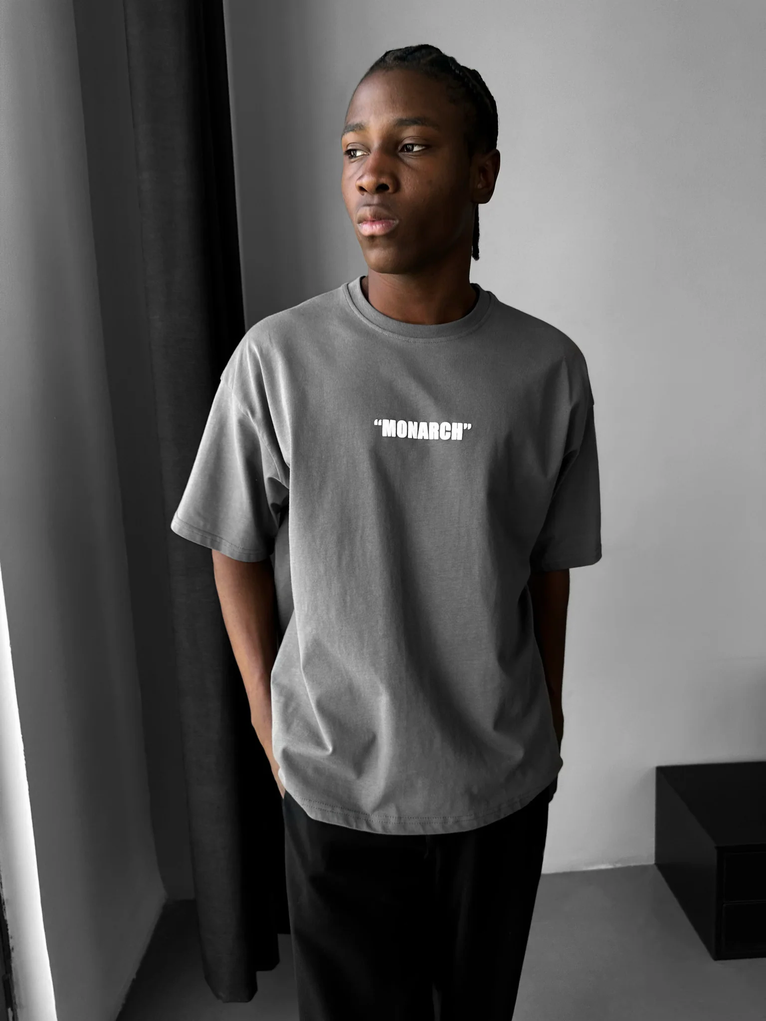 Oversize "Monarch" T-Shirt - Anthracite and White - Image 2