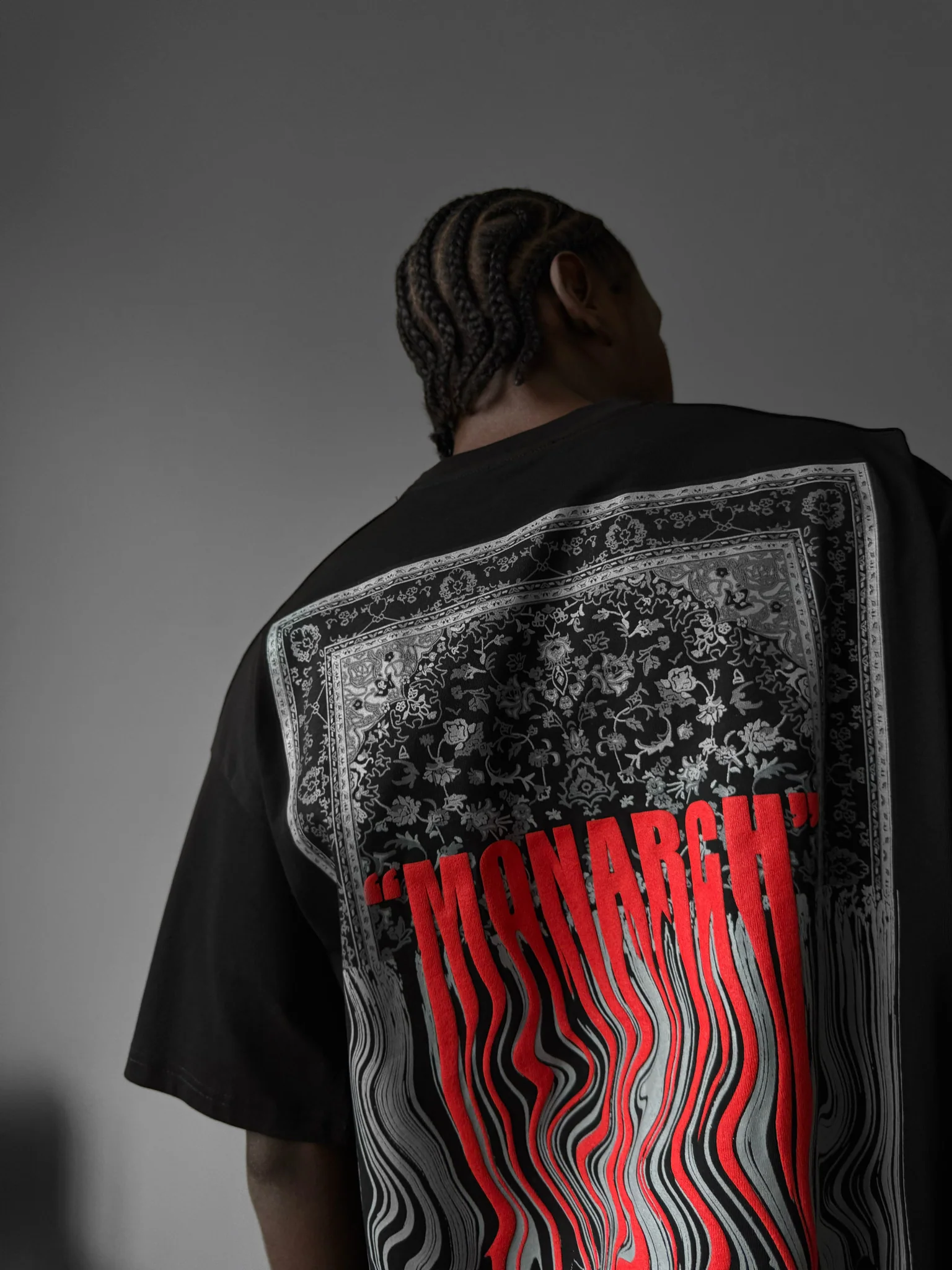Oversize "Monarch" T-Shirt - Black and Bordeaux - Image 2