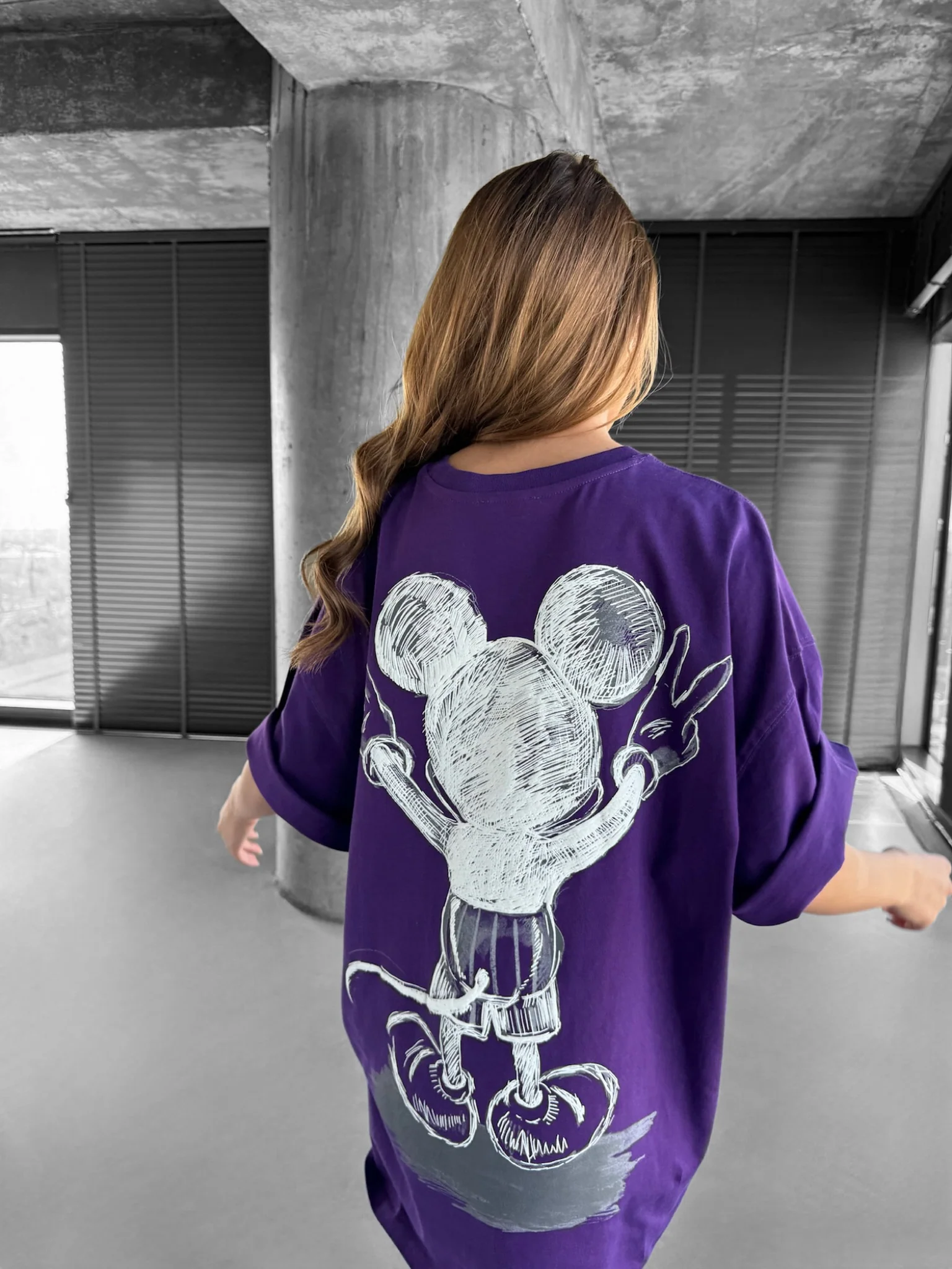 Oversize Mouse T-shirt - Acai - Image 3