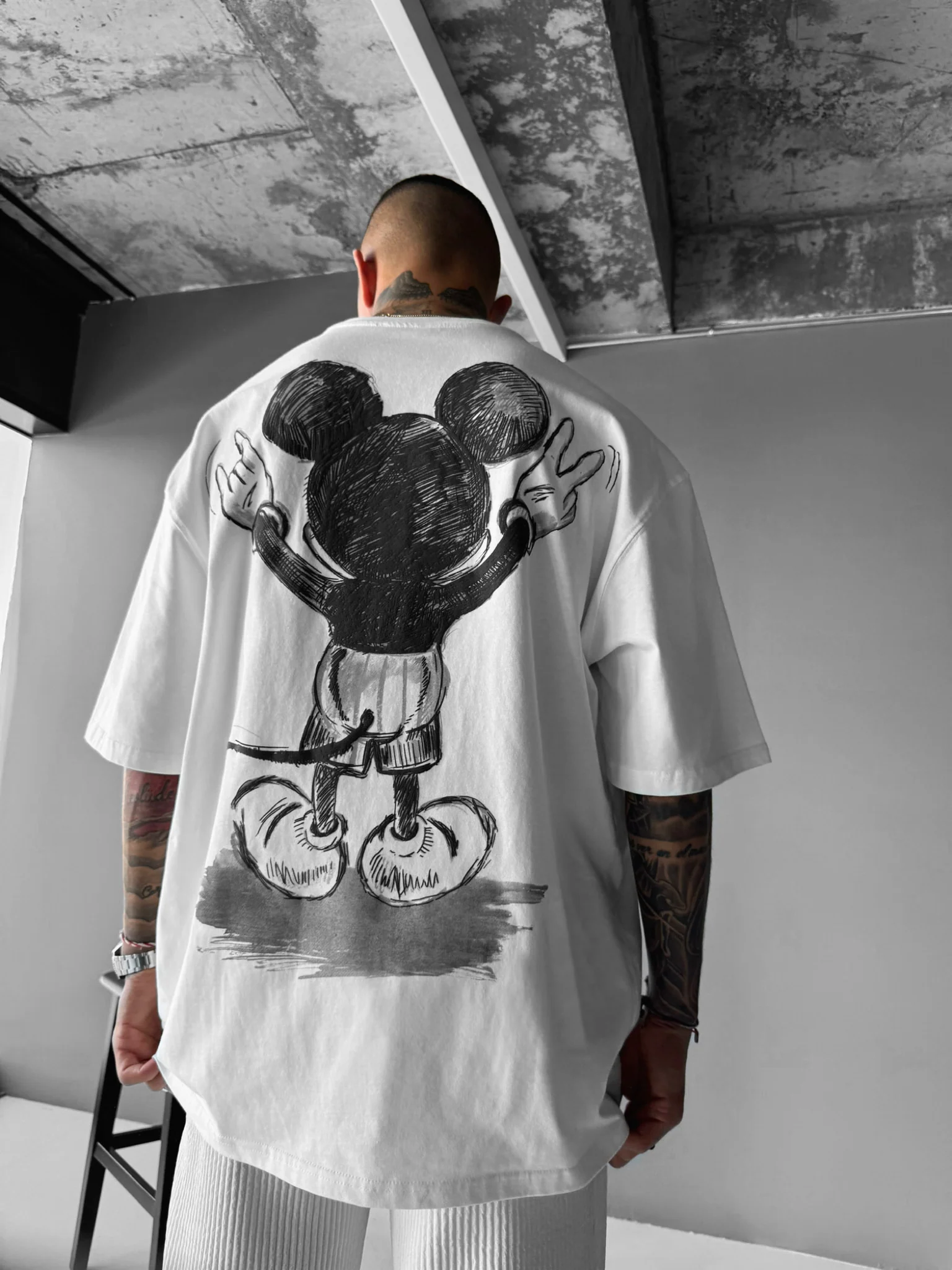 Oversize Mouse T-shirt - White and Black - Image 3