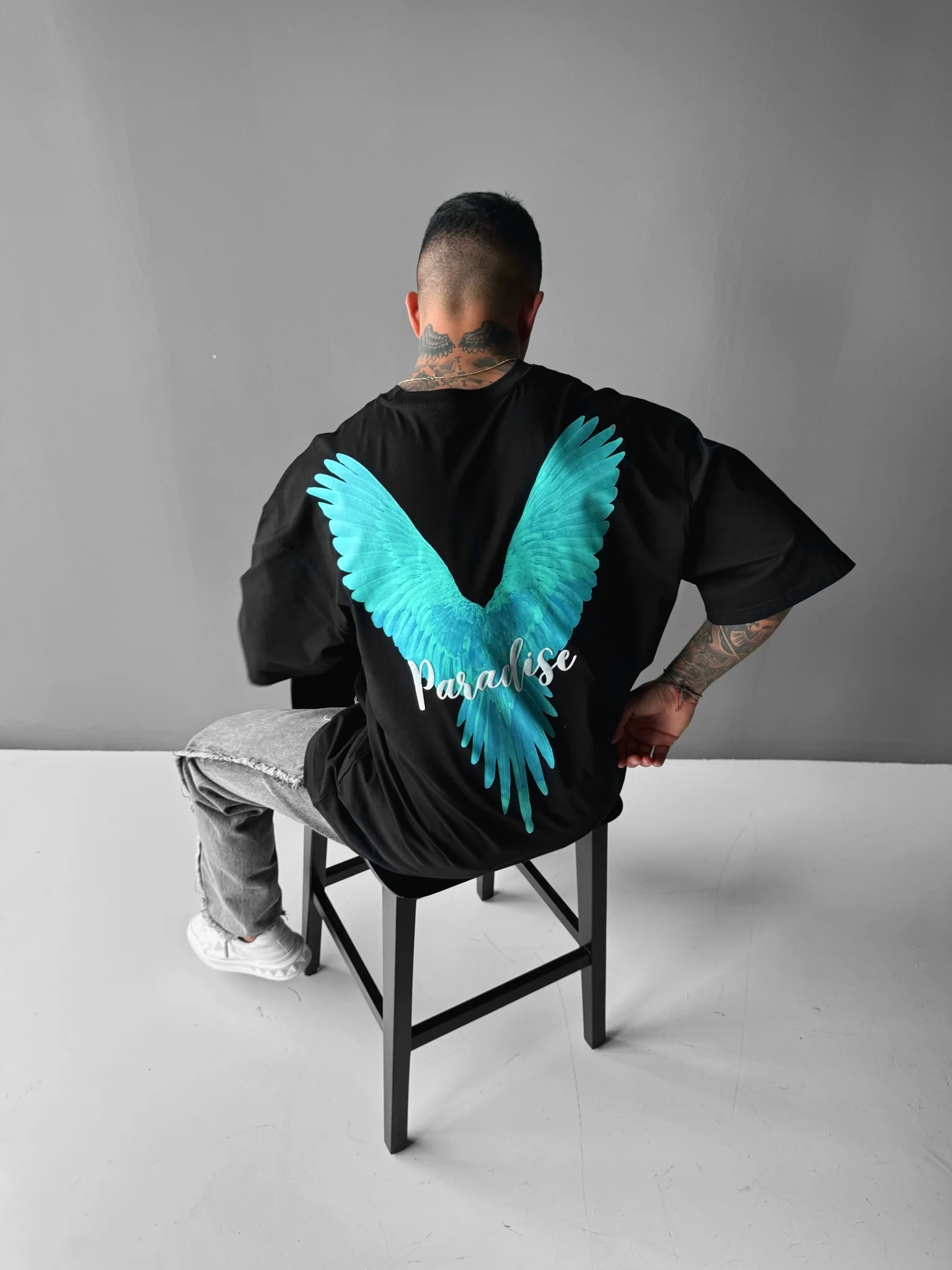 Oversize Parrot Paradise T-shirt - Black and Green - Image 3