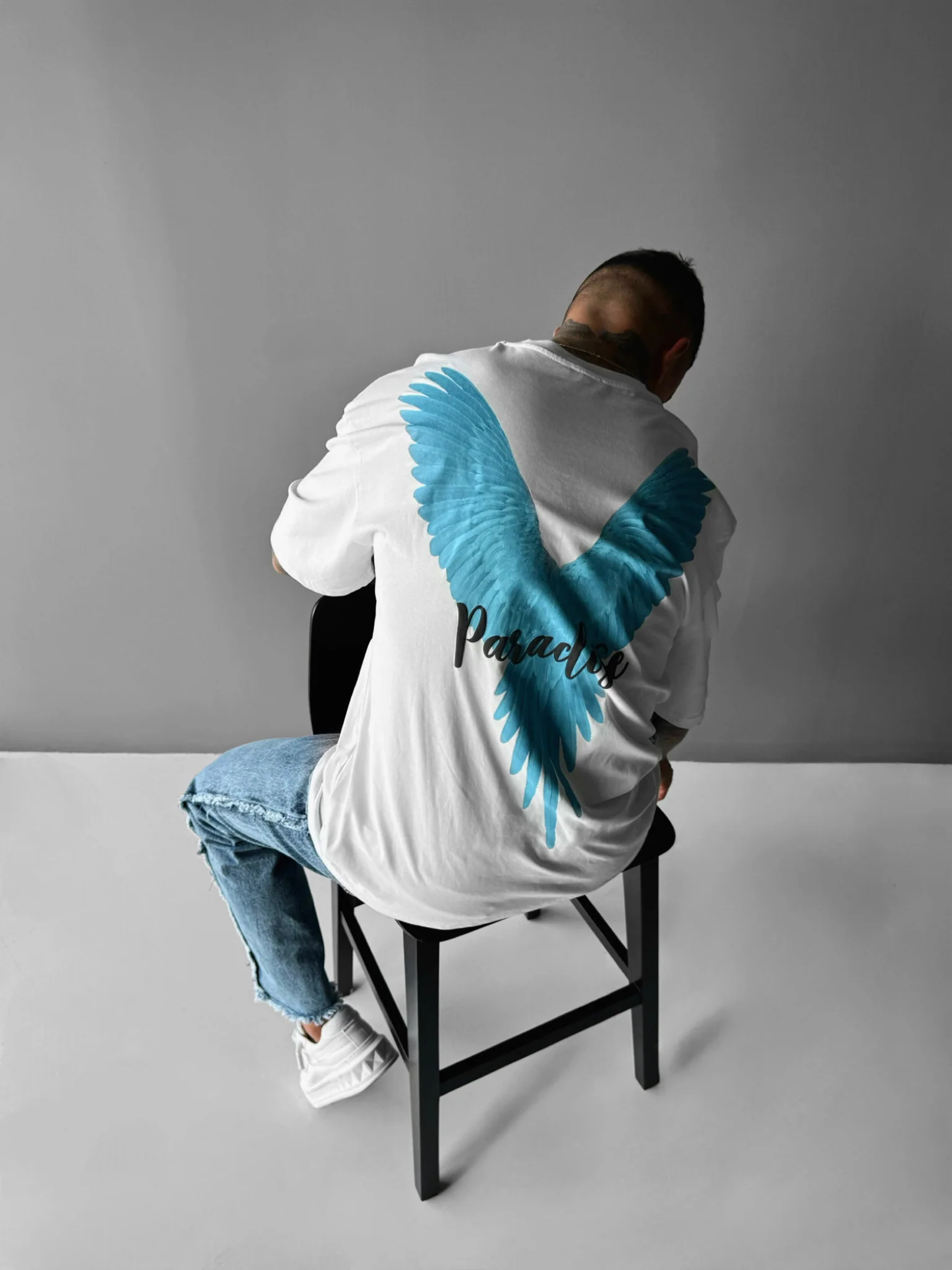 Oversize Parrot Paradise T-shirt - White and Blue - Image 5