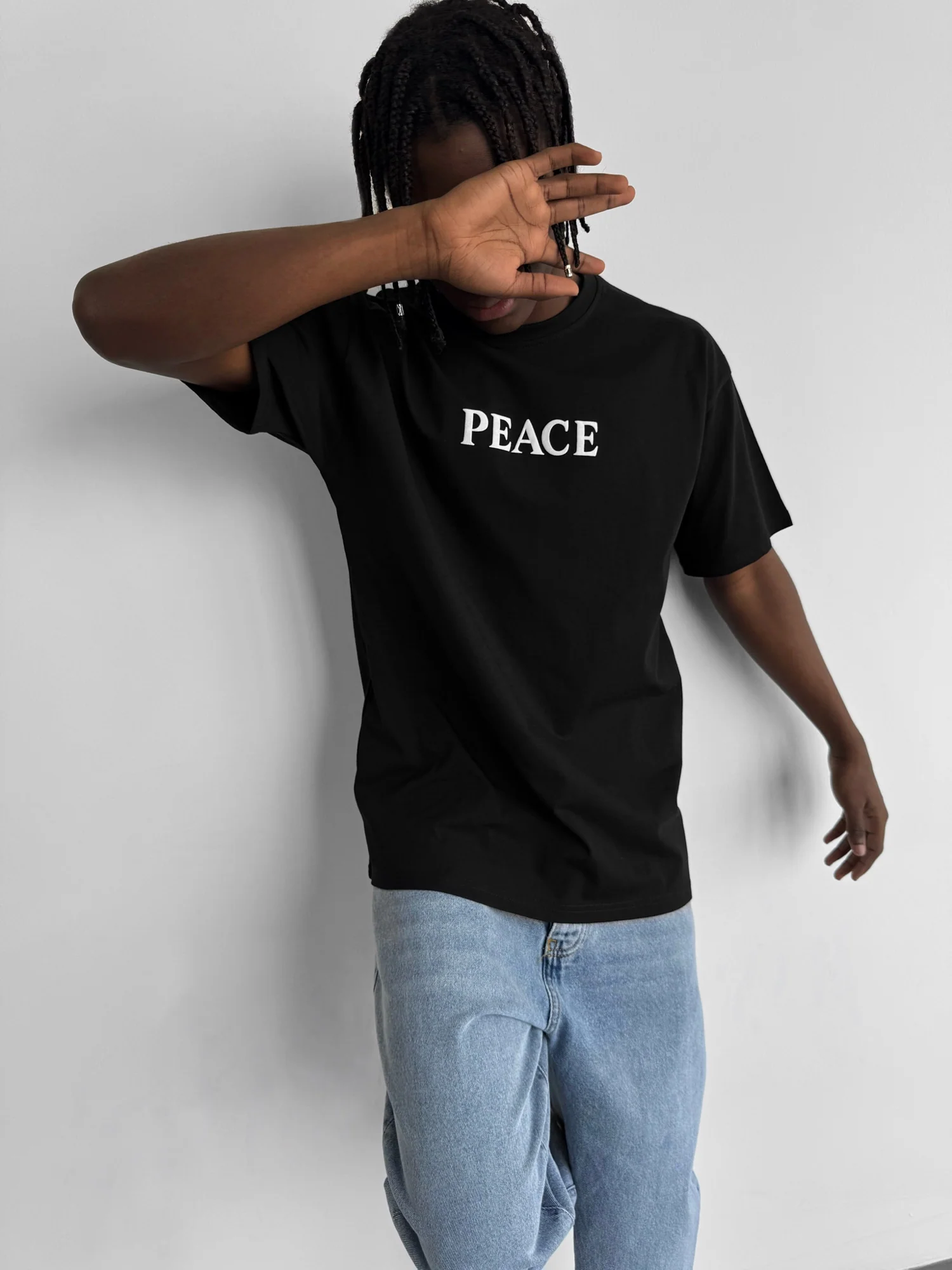 Oversize Peace T-Shirt - Black - Image 4