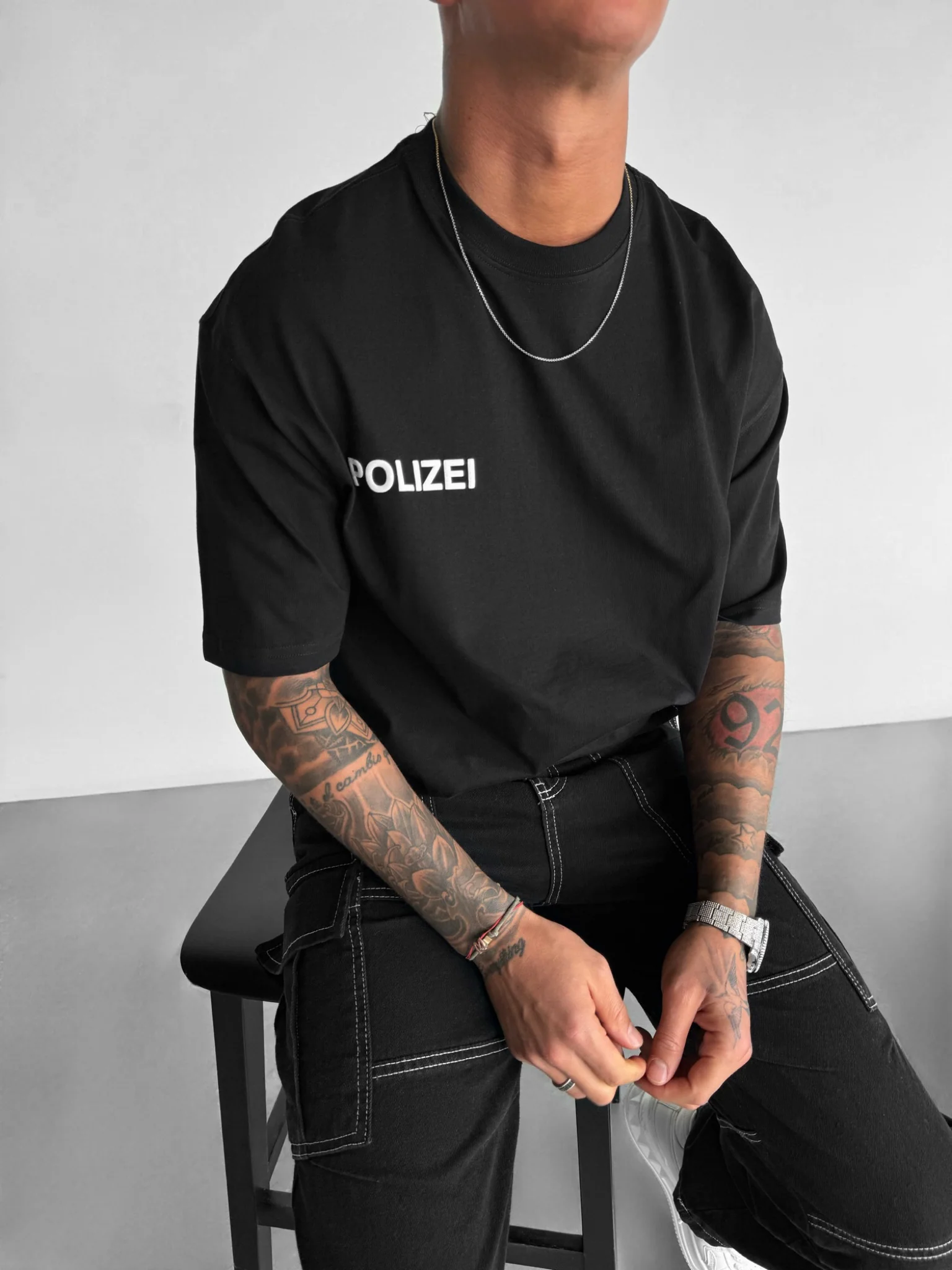 Oversize Polizei T-shirt - Black - Image 2