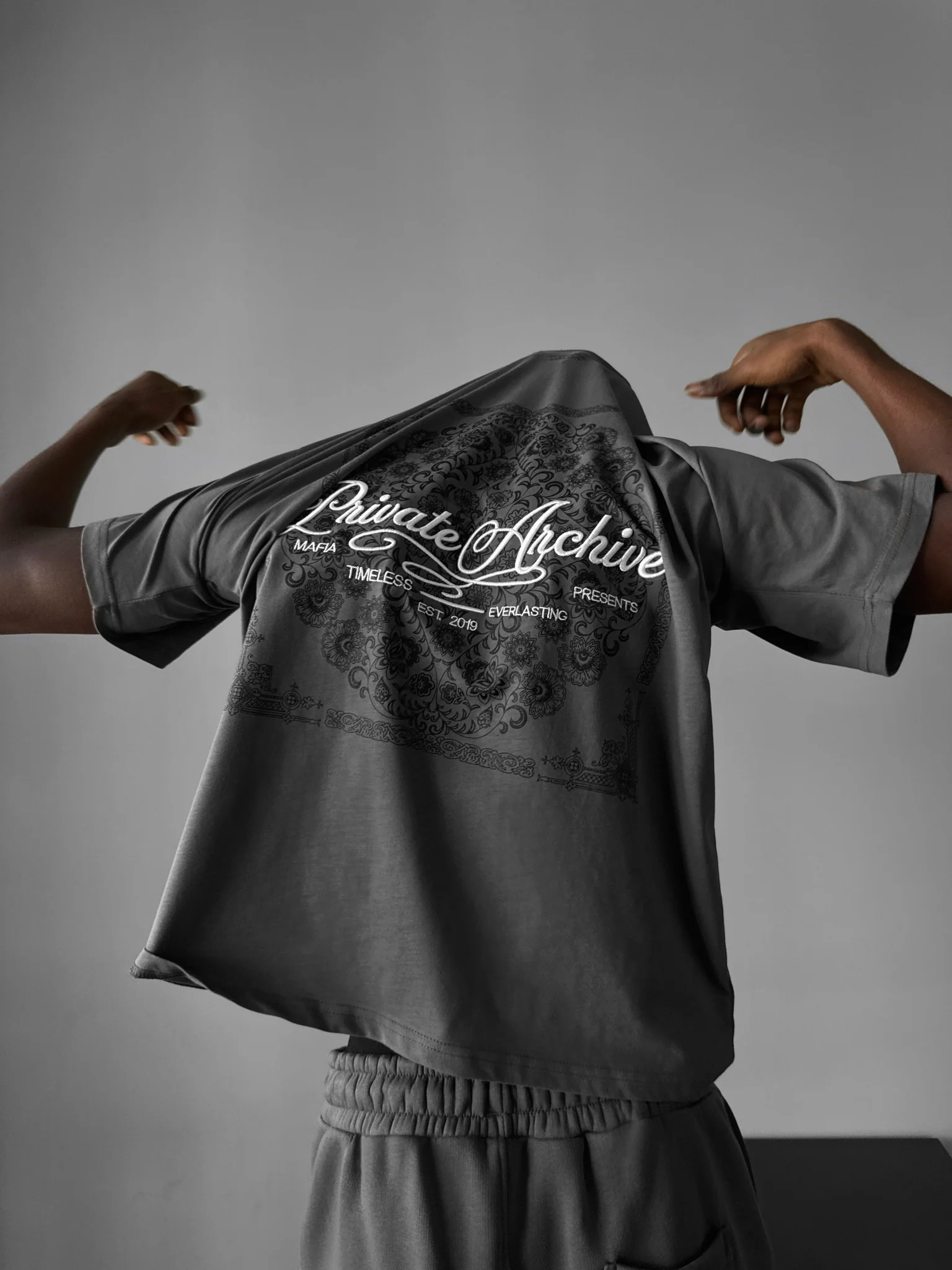 Oversize Private Archive T-Shirt - Anthracite - Image 2