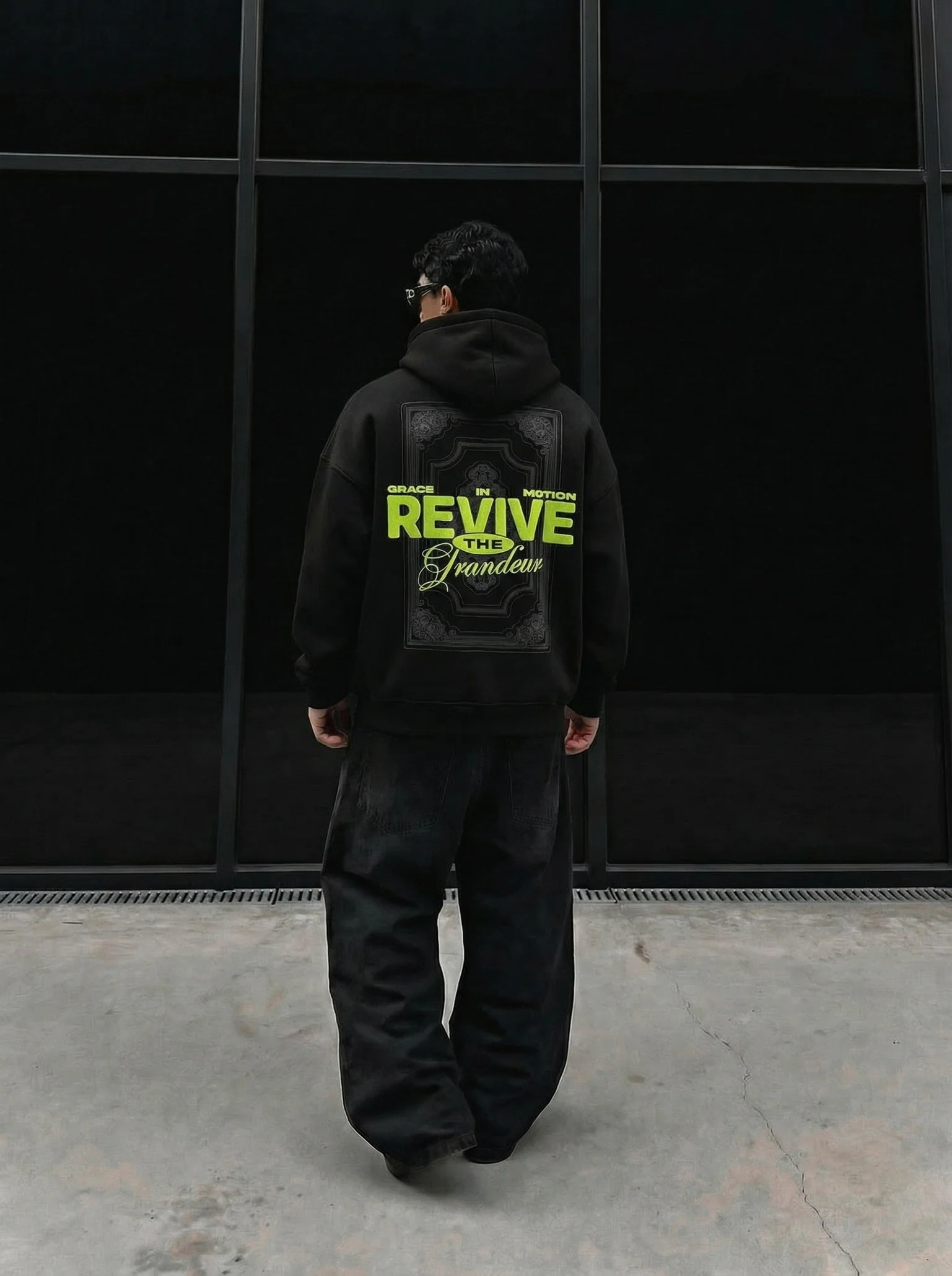 Oversize Revive Hoodie - Black - Image 10
