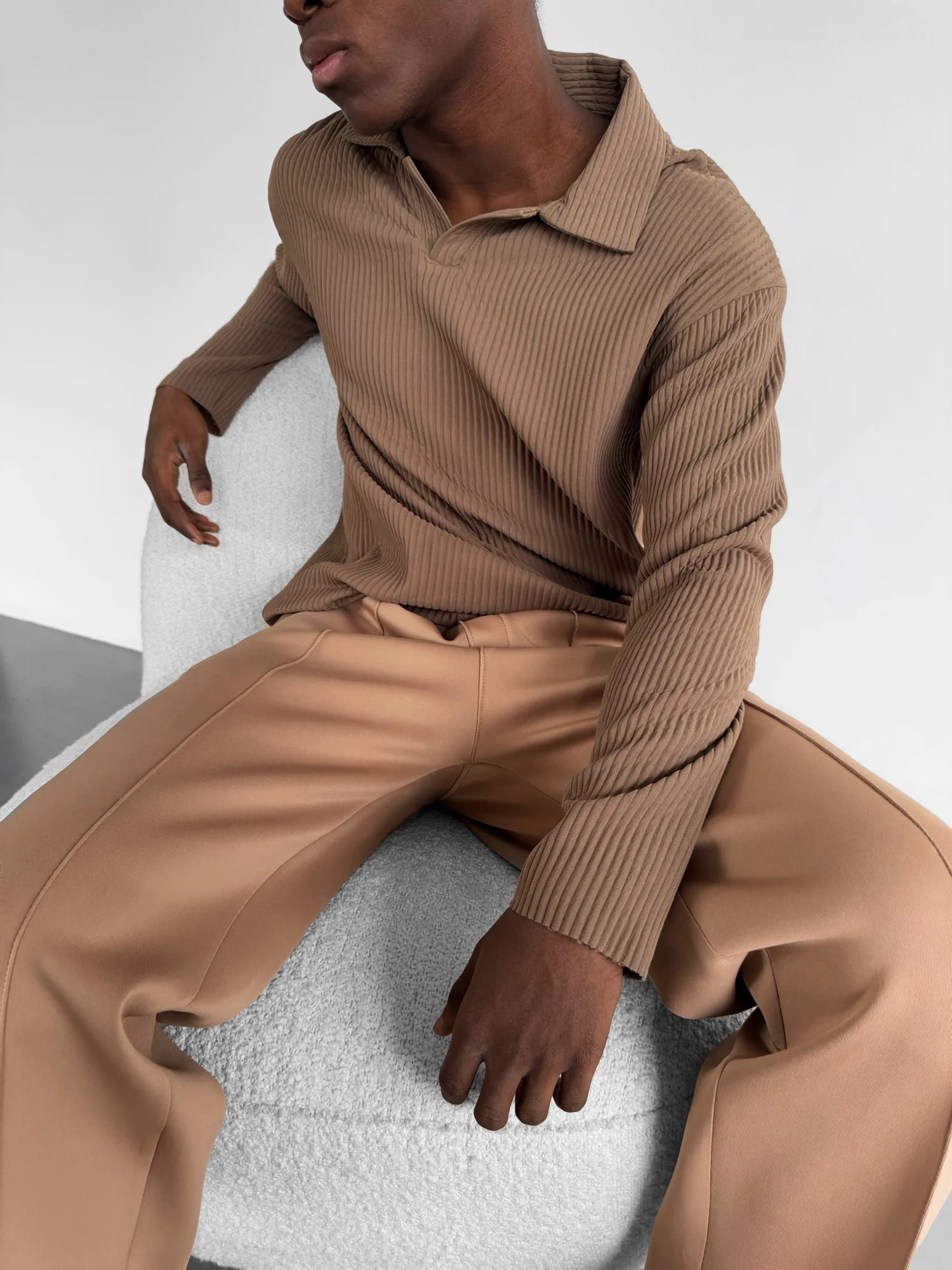 Oversize Ribbed Long Arm Polo T-shirt - Brown - Image 4