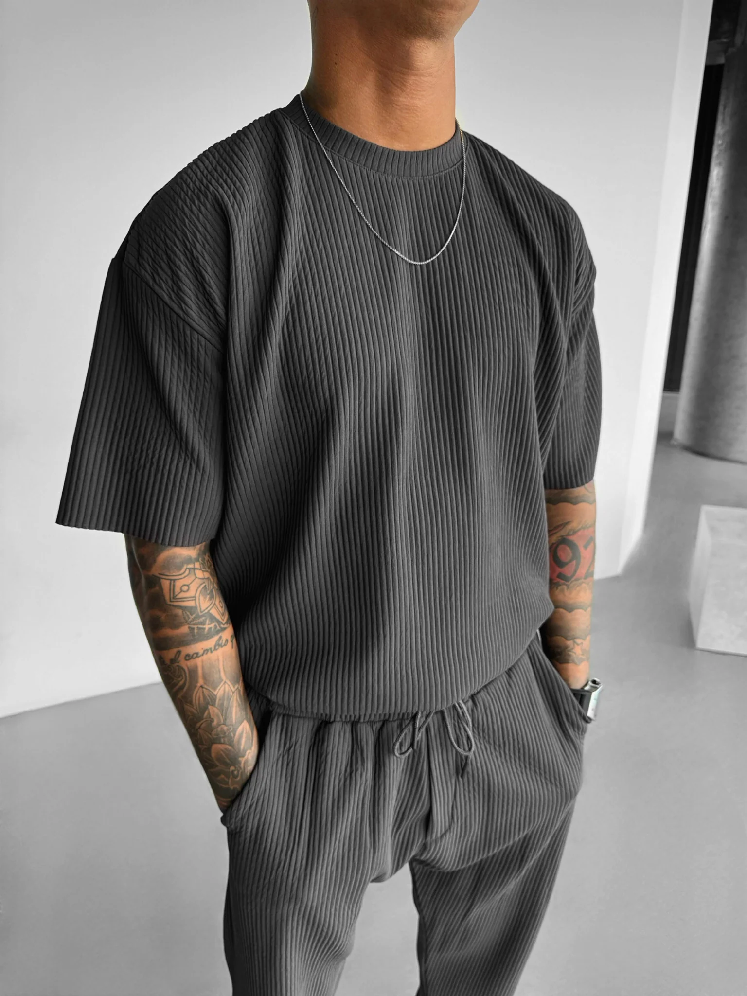 Oversize Ribbed T-Shirt - Anthracite - Image 2