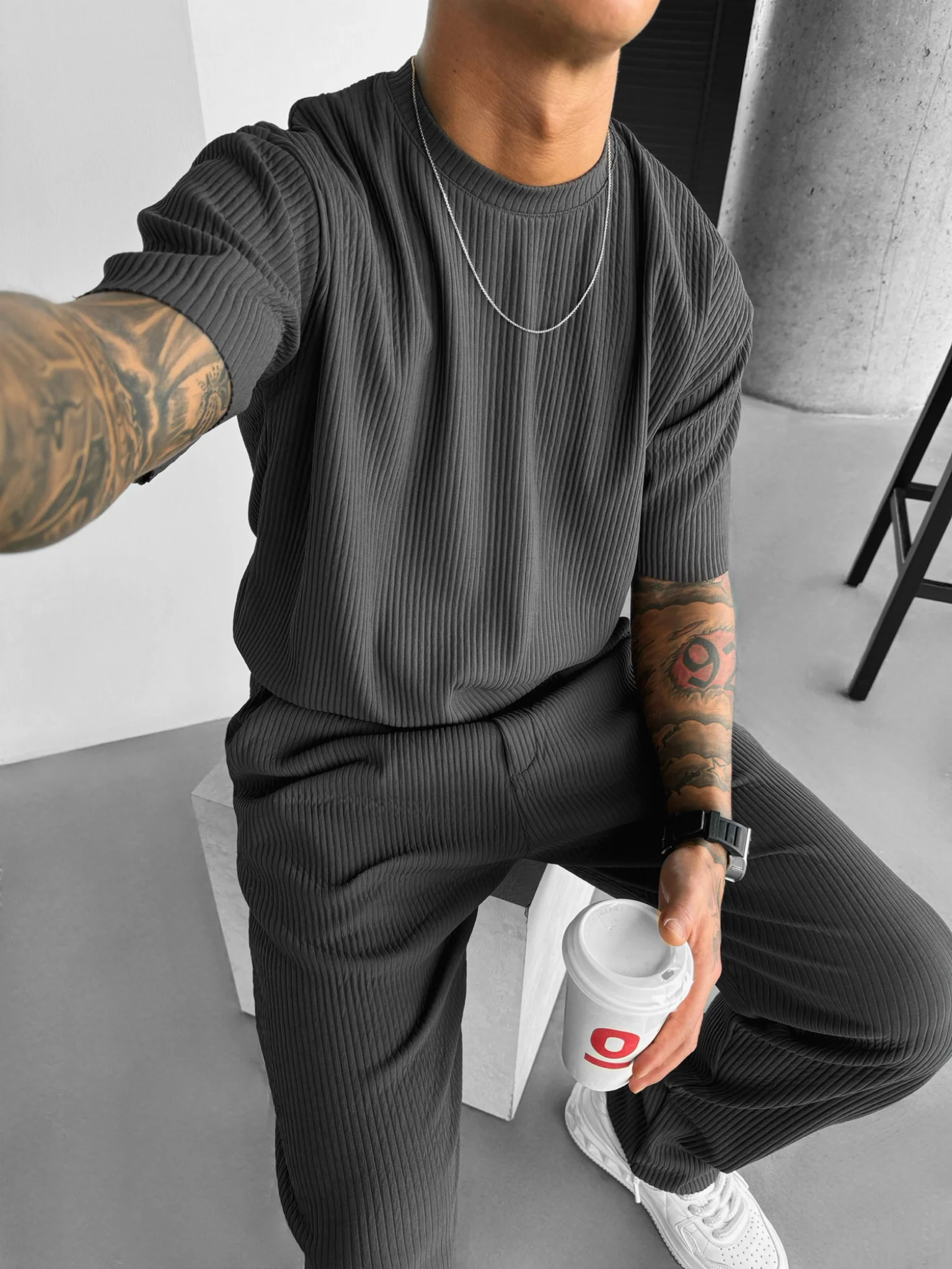 Oversize Ribbed T-Shirt - Anthracite - Image 4