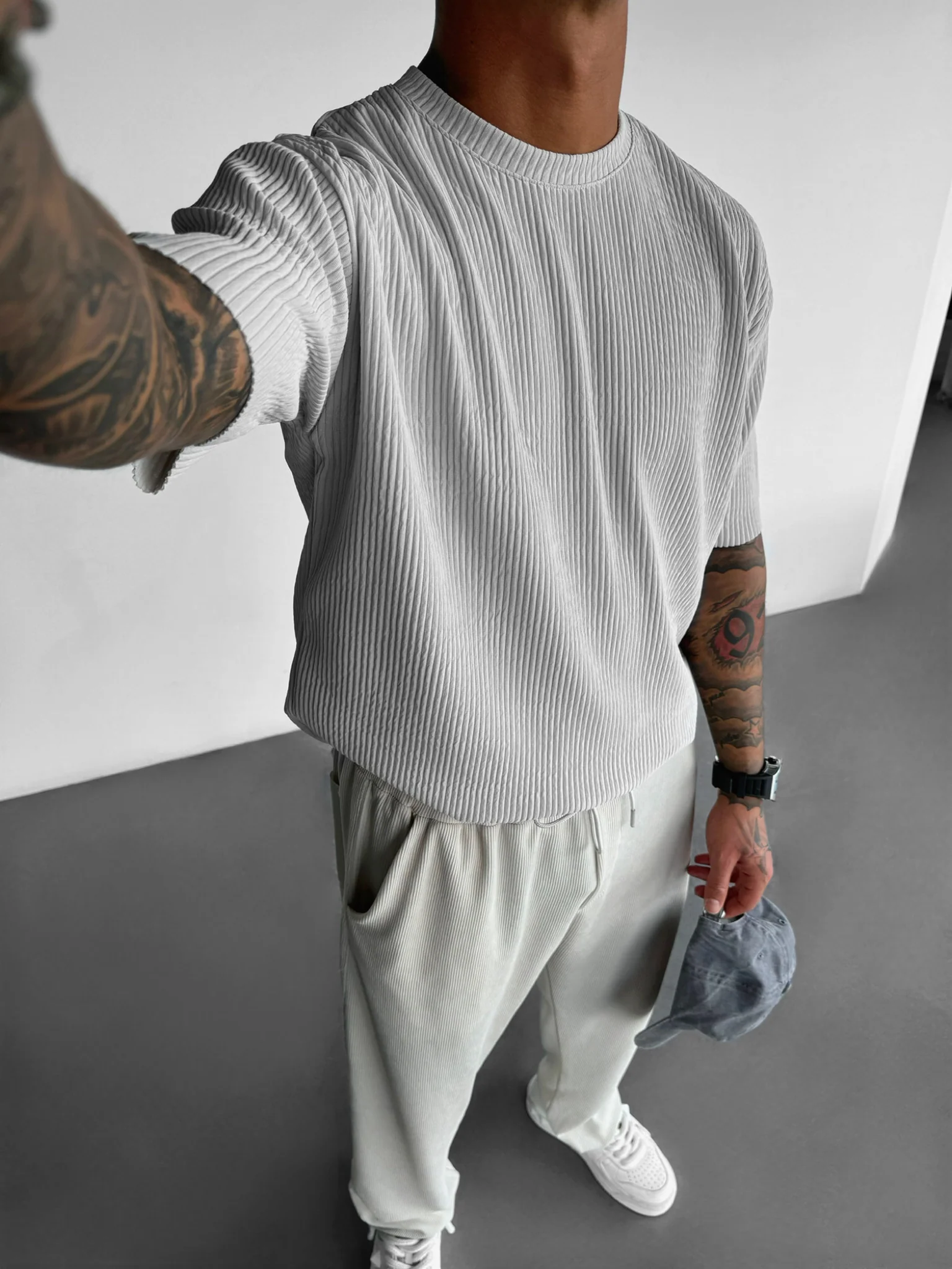 Oversize Ribbed T-Shirt - Grey - Image 2