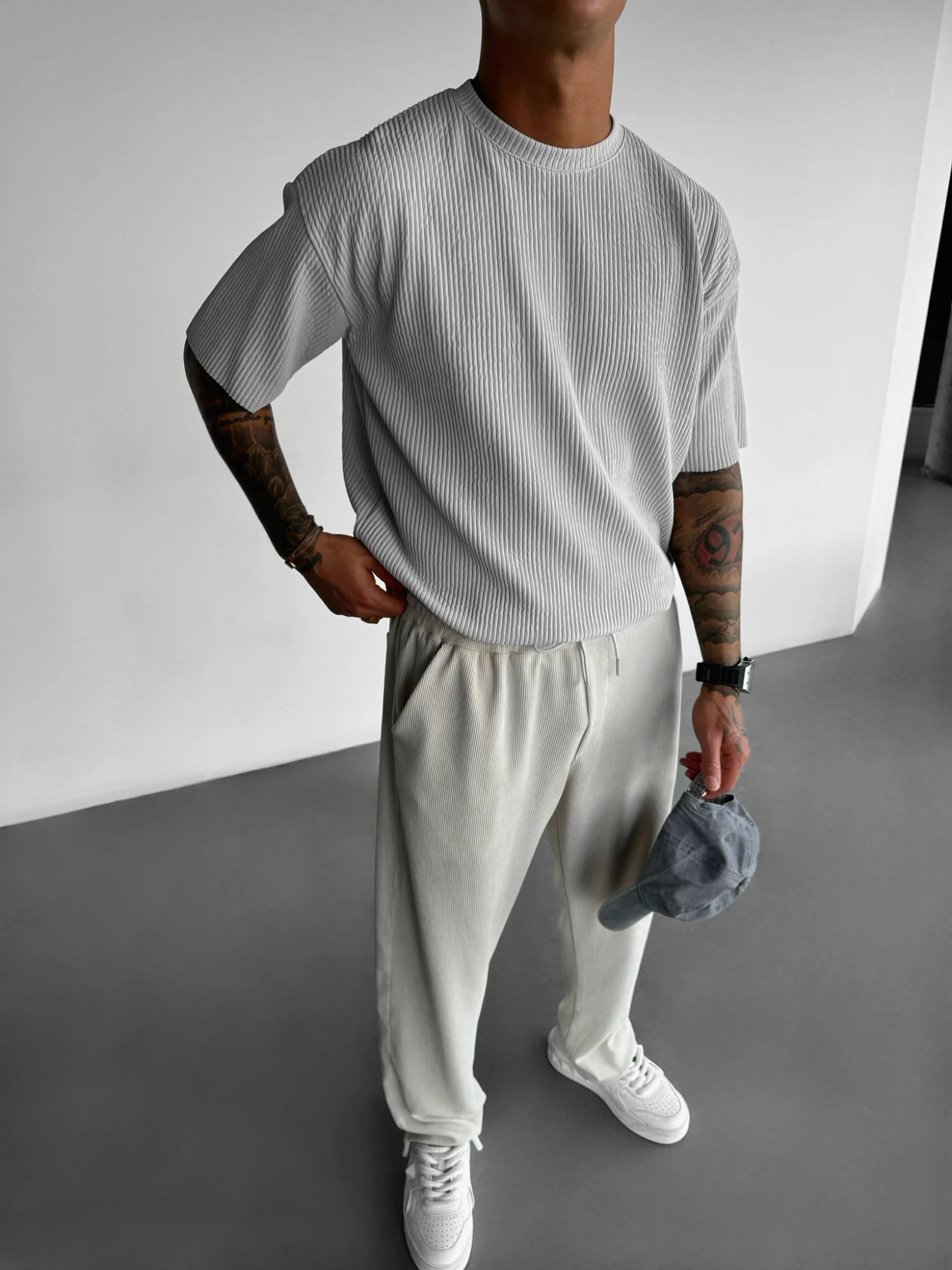 Oversize Ribbed T-Shirt - Grey - Image 3