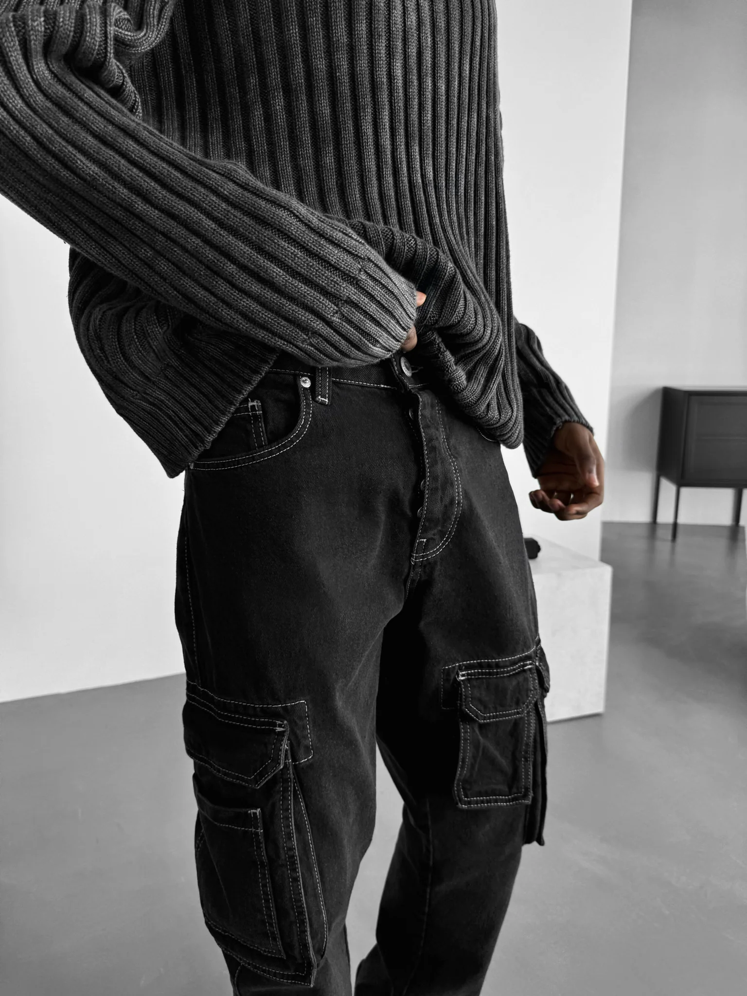 Oversize Ribbed Washed Sweater - Black - Image 6