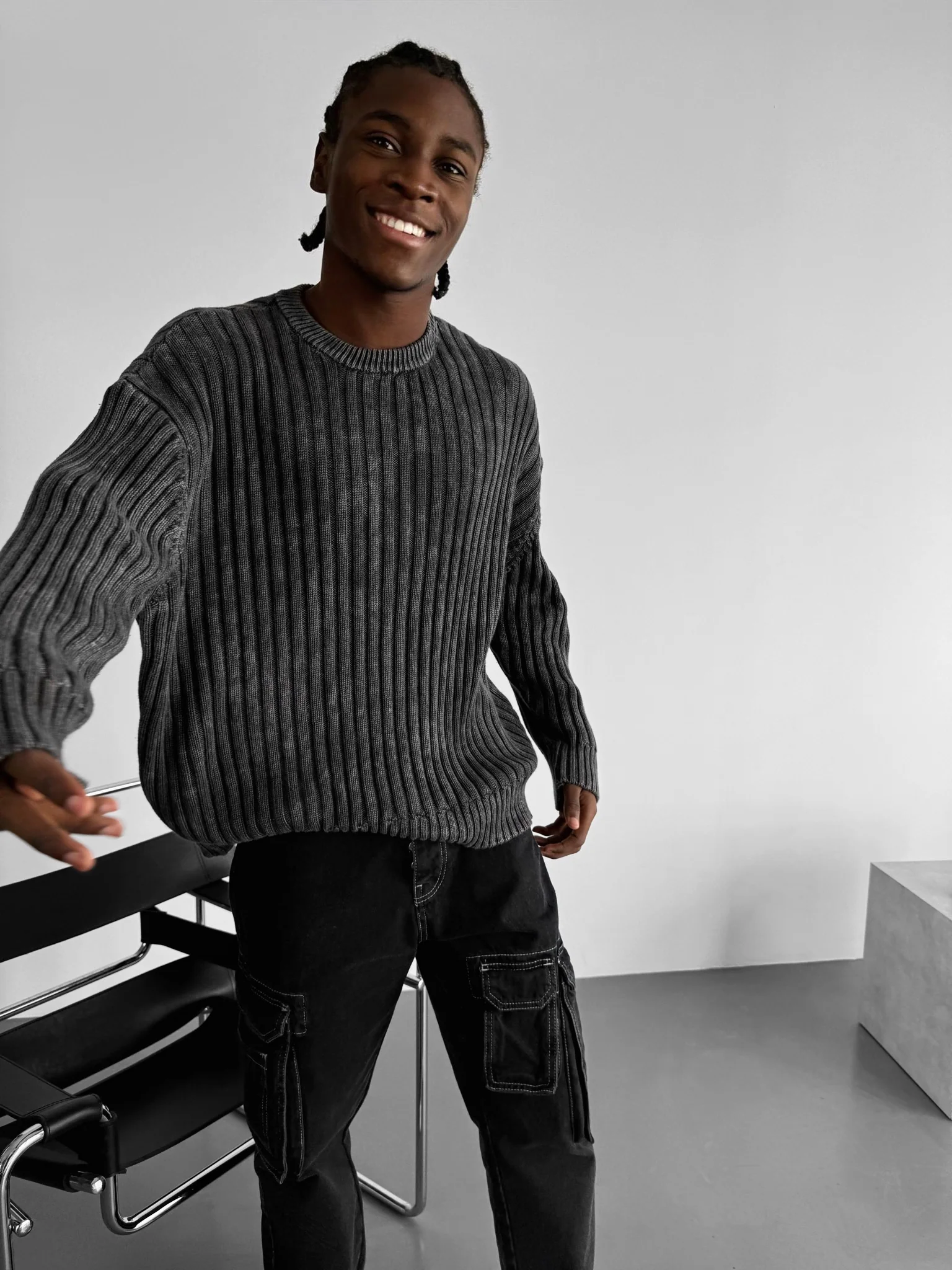 Oversize Ribbed Washed Sweater - Black - Image 7