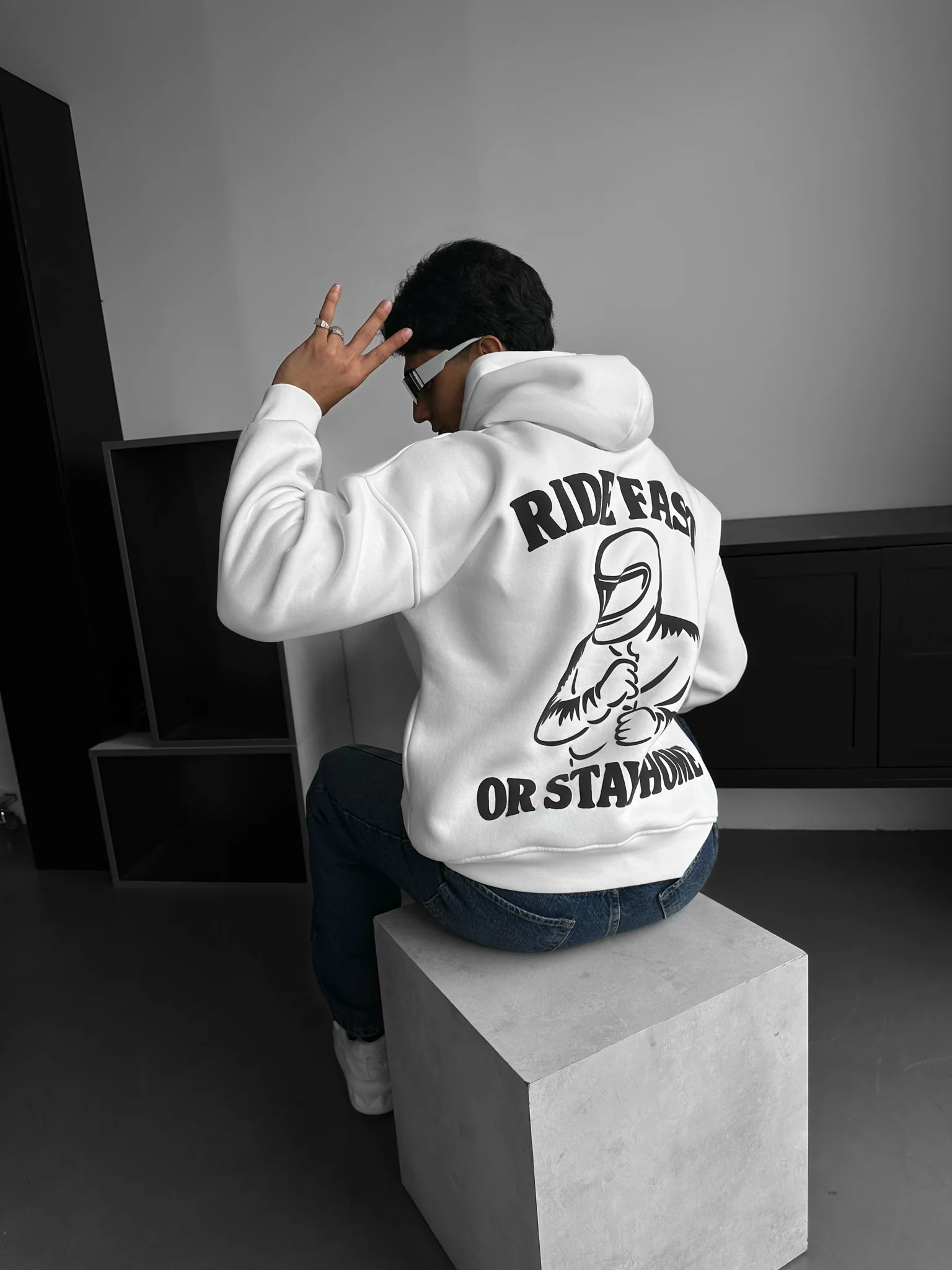 Oversize Ride Fast Hoodie - Ecru - Image 3